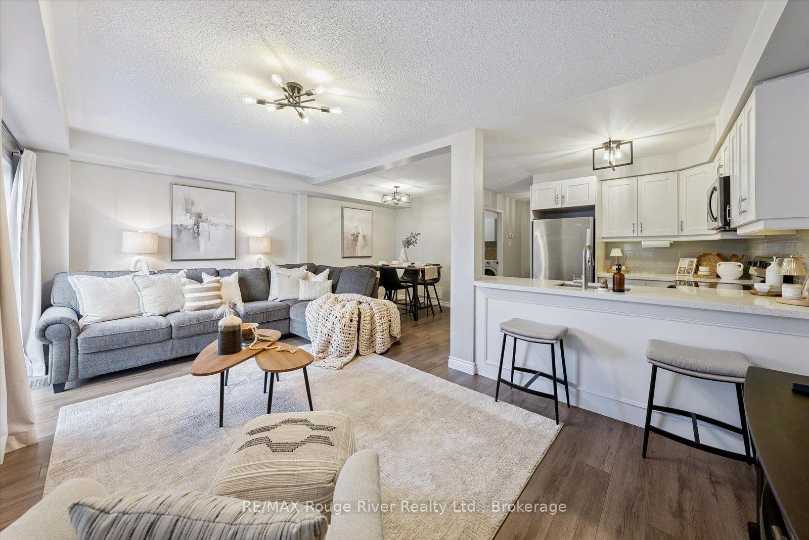 Photo 10 of 50 Treen Crescent, Whitby, Rolling Acres — HOMEH