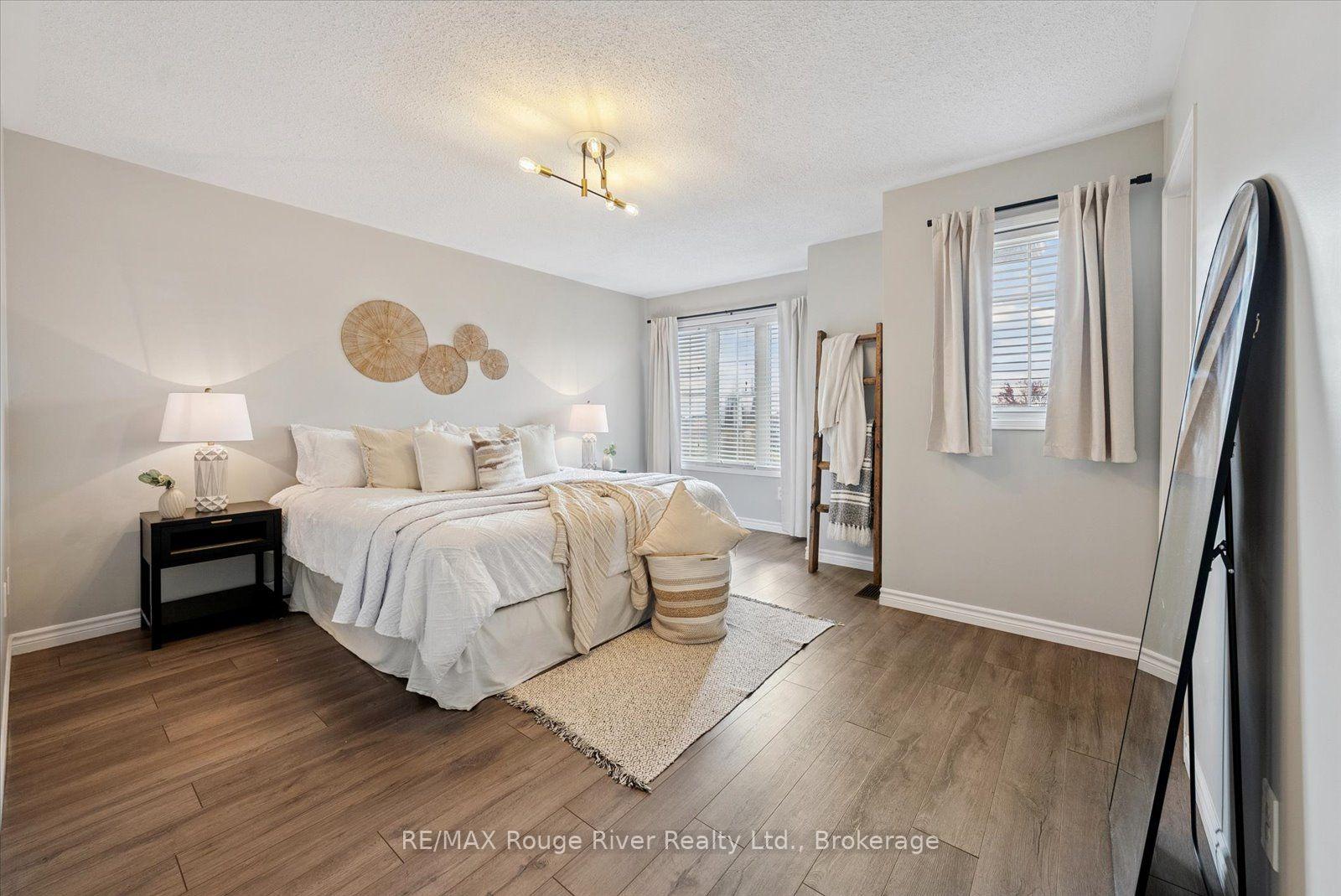 Photo 31 of 50 Treen Crescent, Whitby, Rolling Acres — HOMEH