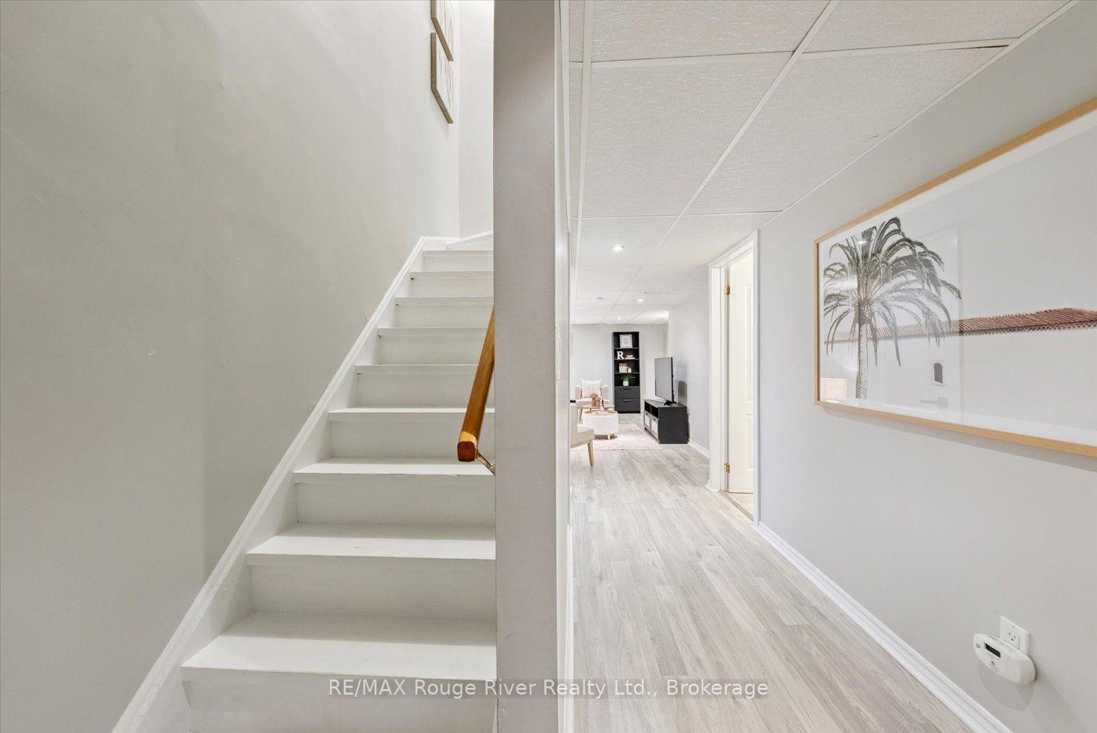 Photo 36 of 50 Treen Crescent, Whitby, Rolling Acres — HOMEH