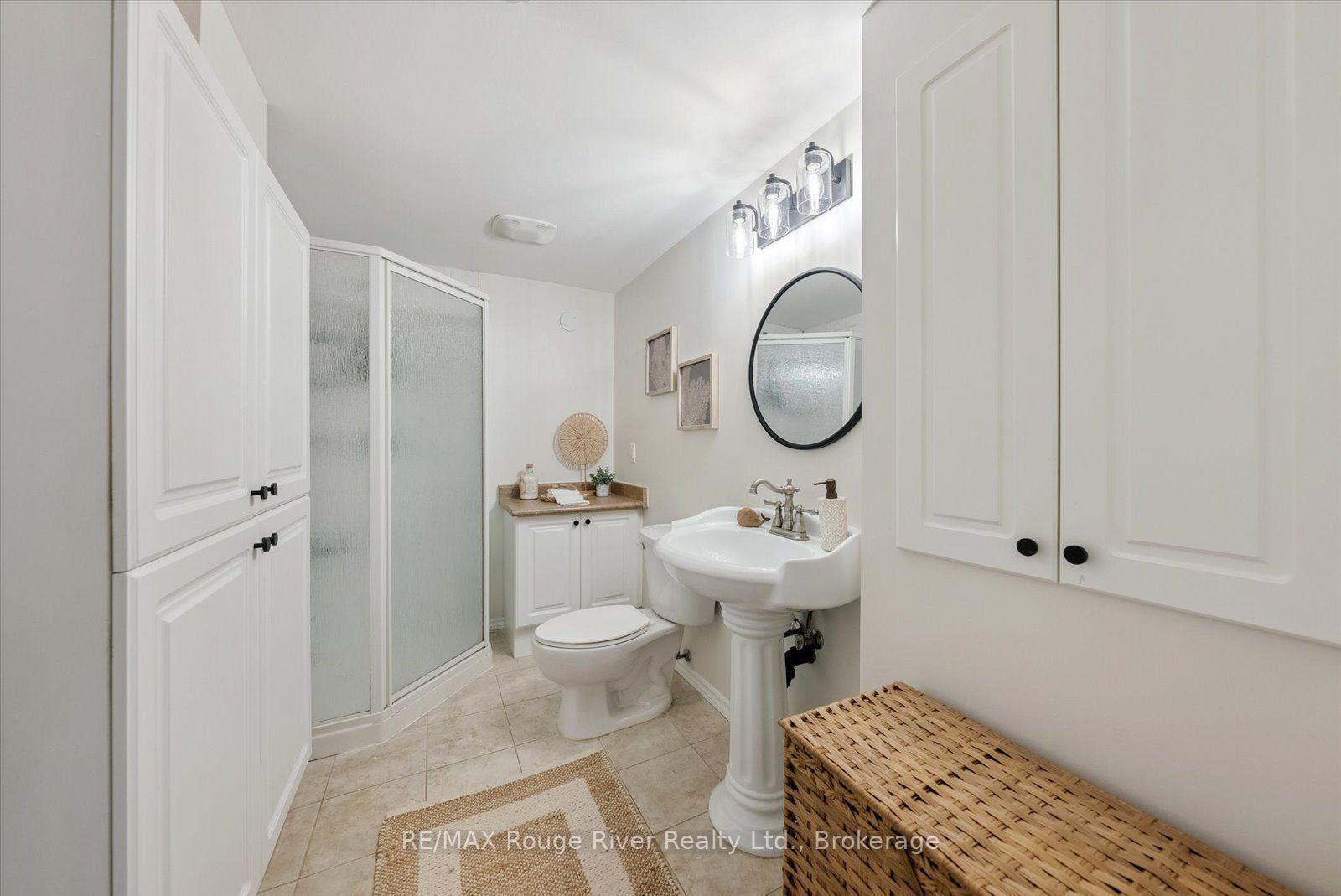 Photo 43 of 50 Treen Crescent, Whitby, Rolling Acres — HOMEH