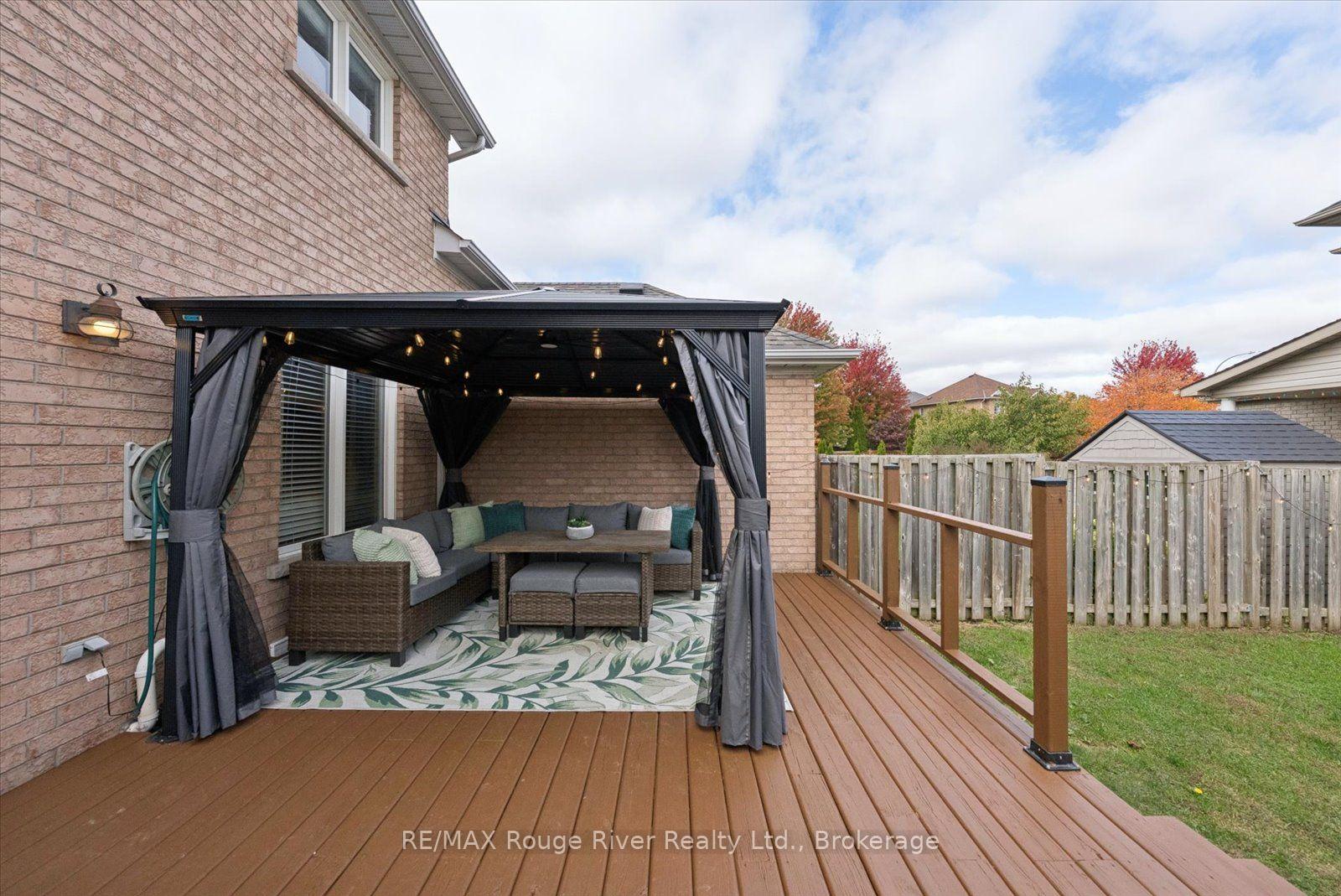 Photo 46 of 50 Treen Crescent, Whitby, Rolling Acres — HOMEH