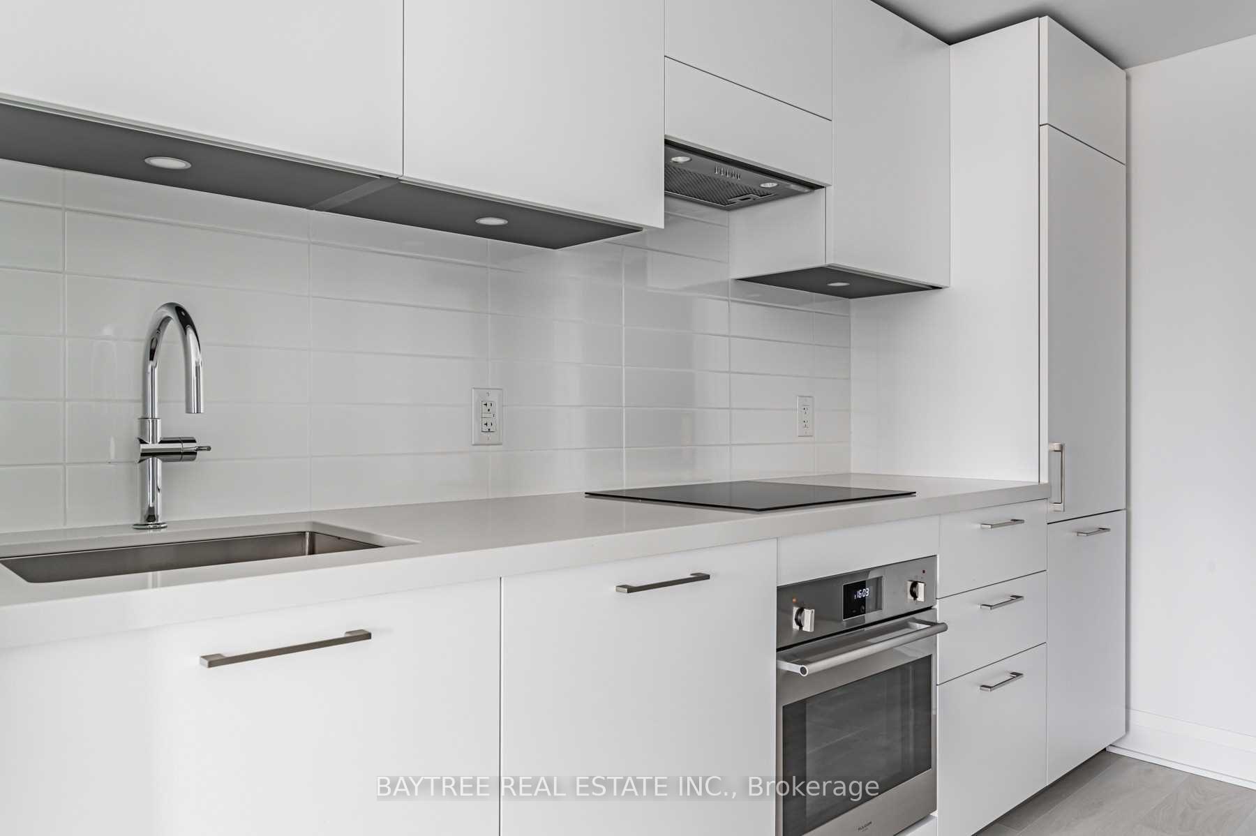 Photo 4 of Unit 420, 33 Frederick Todd Way, Toronto, Thorncliffe Park — HOMEH