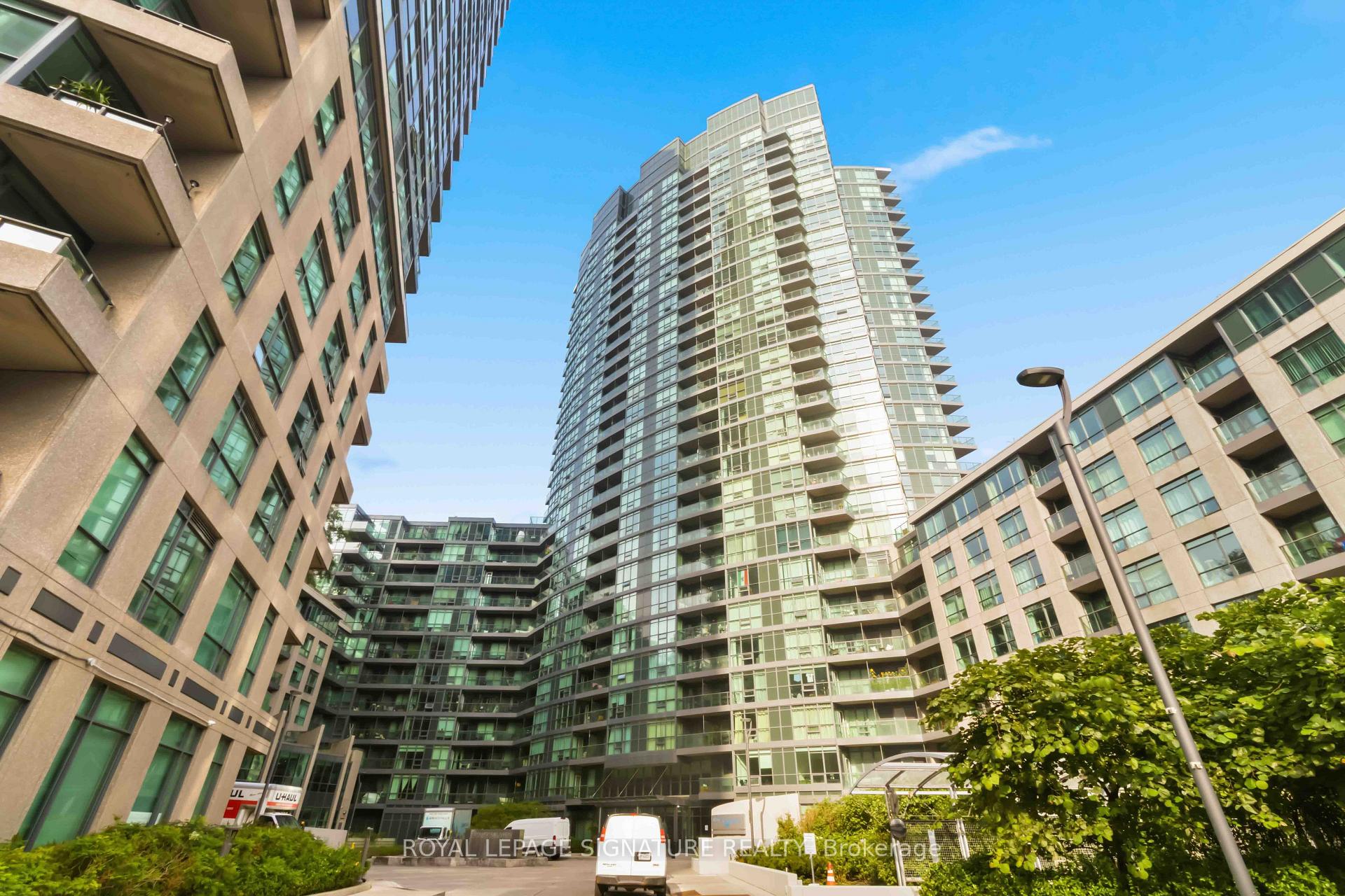 Photo of Unit 225, 231 Fort York Boulevard