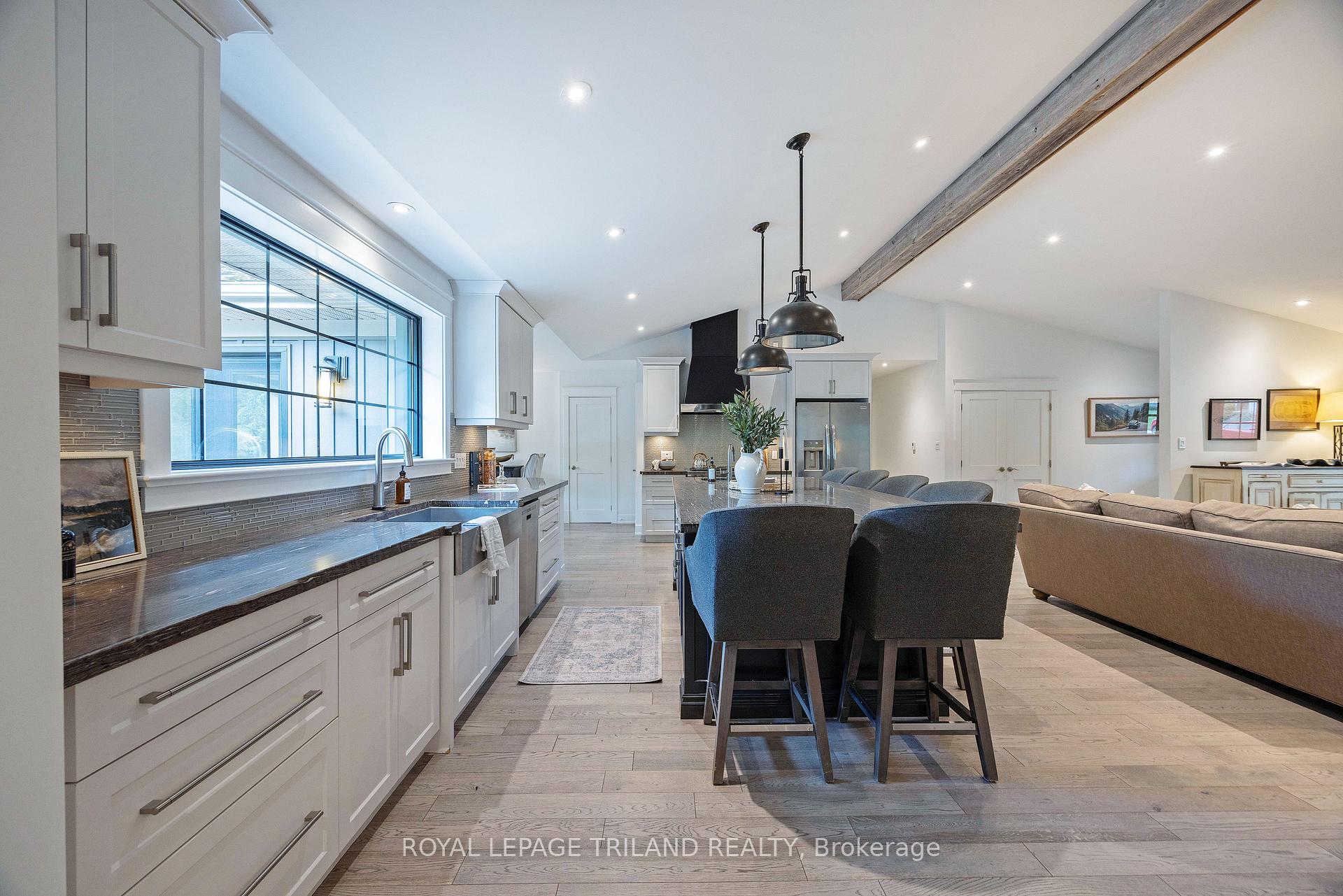 Photo 13 of 1630 Hillside Drive, London, North A — HOMEH