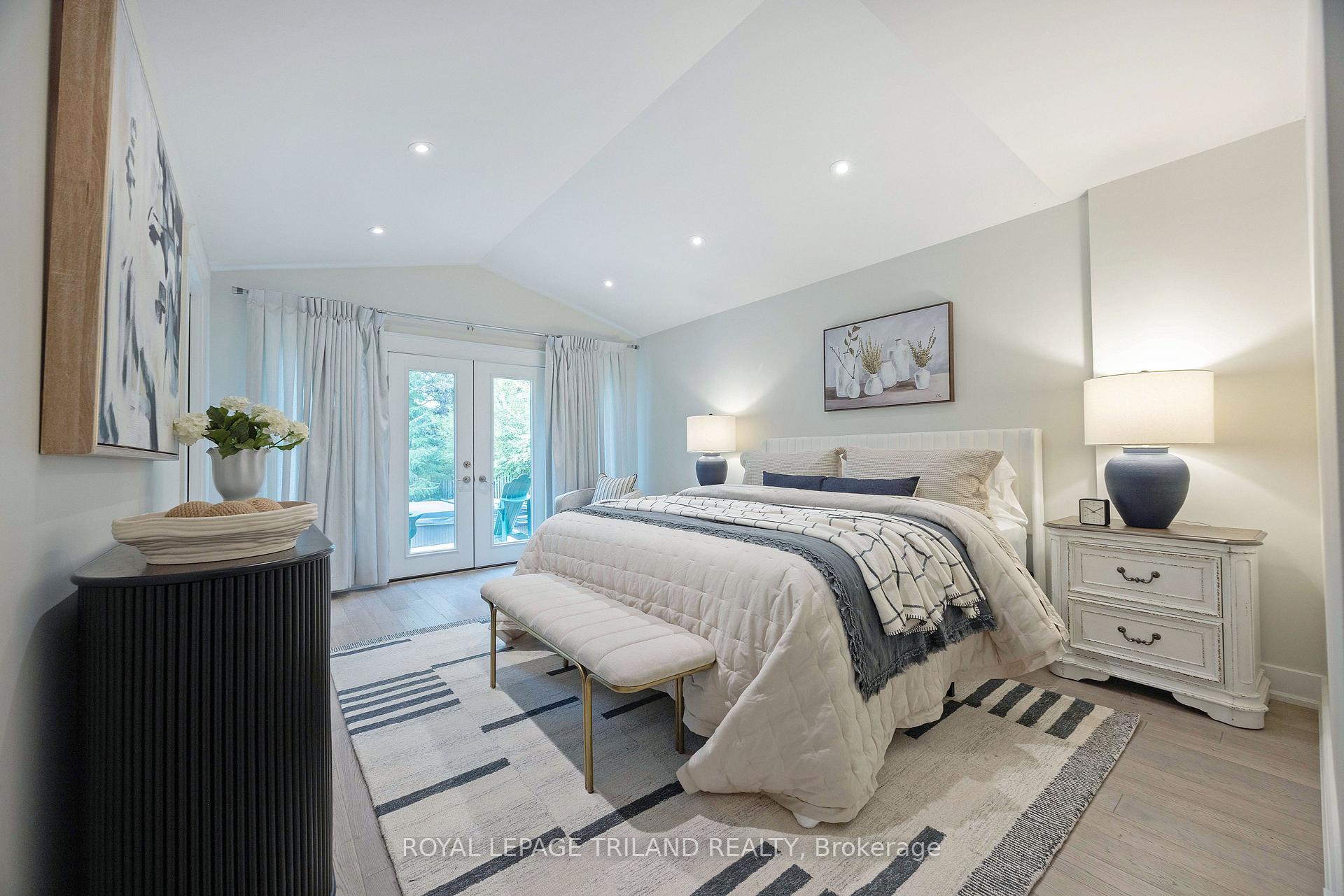Photo 19 of 1630 Hillside Drive, London, North A — HOMEH