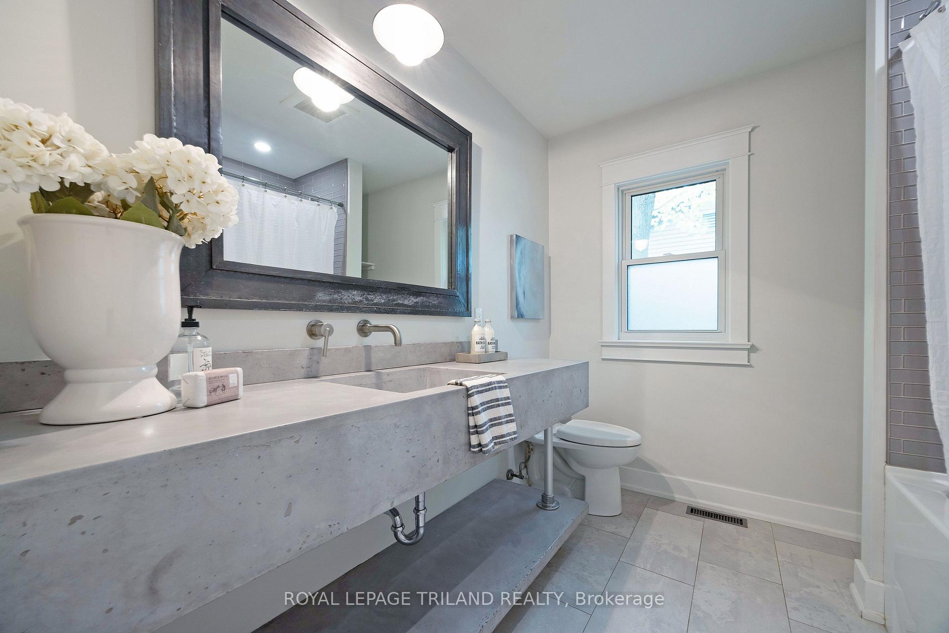 Photo 27 of 1630 Hillside Drive, London, North A — HOMEH