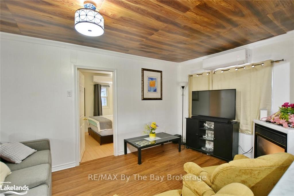 Photo 9 of 646 River Road E, Wasaga Beach — HOMEH