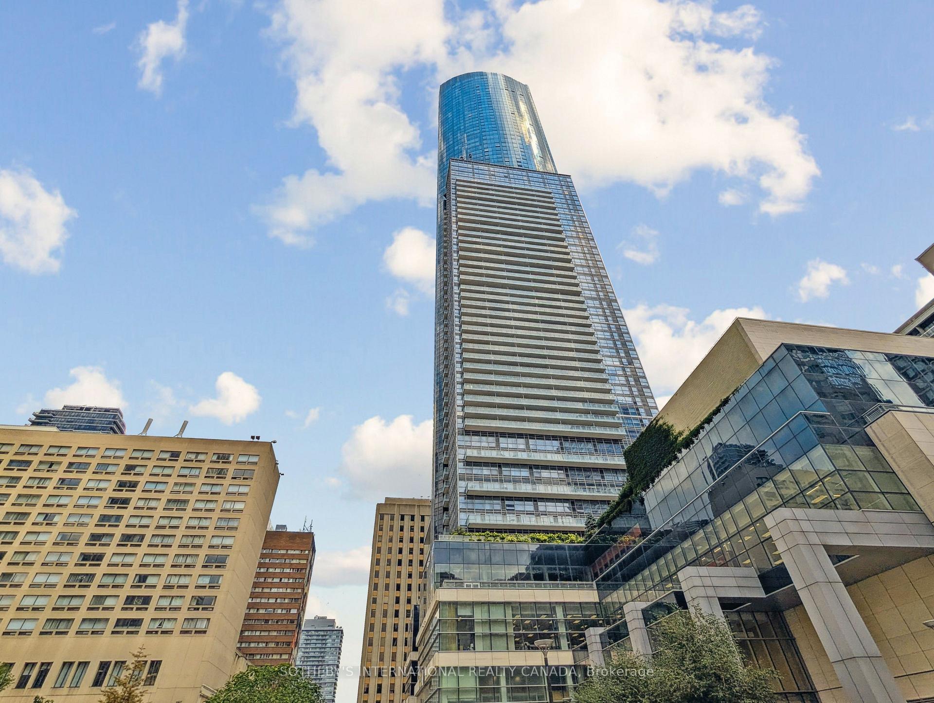 Photo of Unit 602, 386 Yonge Street