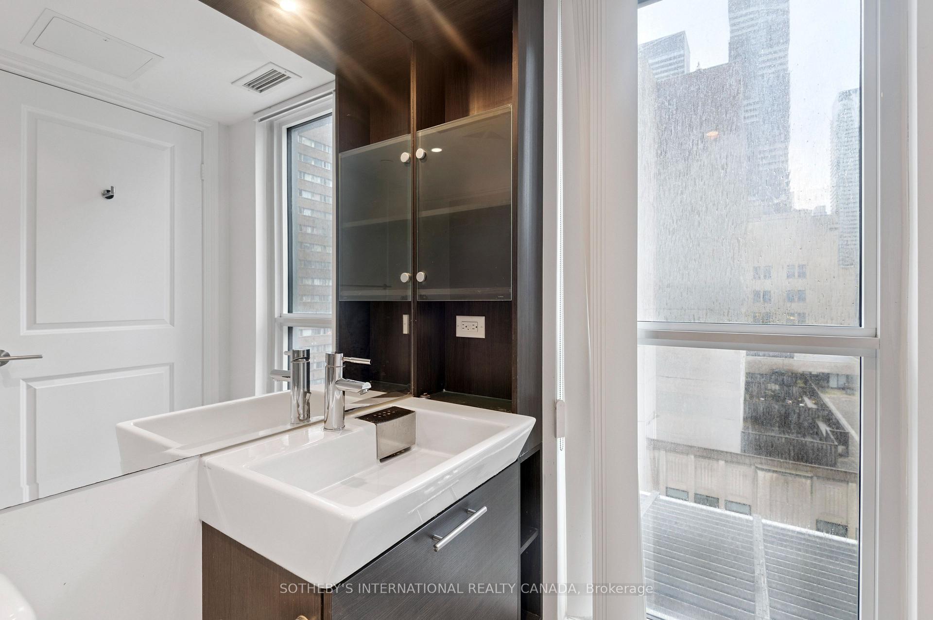 Photo 29 of Unit 602, 386 Yonge Street, Toronto, Bay Street Corridor — HOMEH