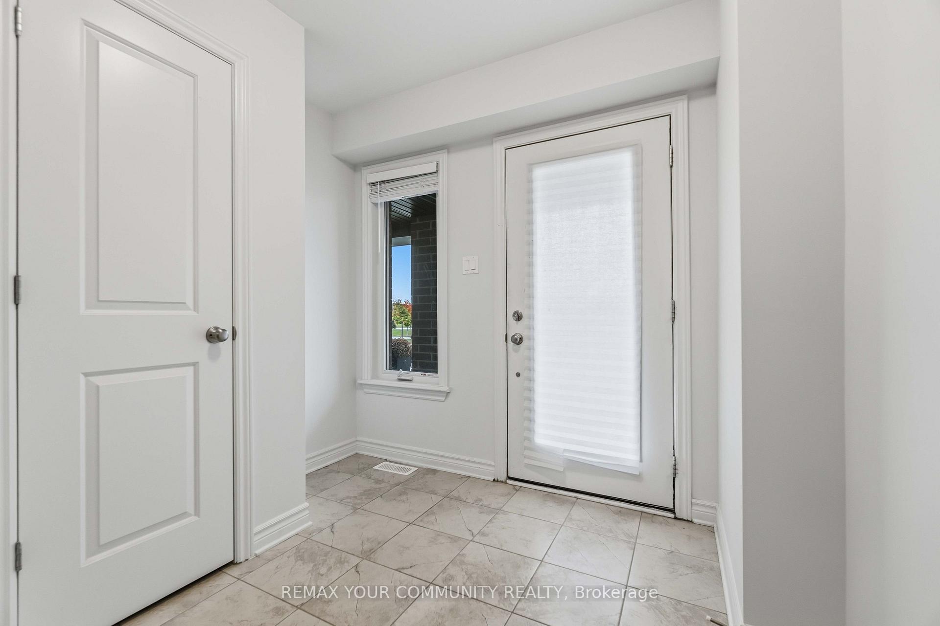 Photo 2 of 871 Couloir Road, Ottawa, Mer Bleue/Bradley Estates/Anderson Park — HOMEH