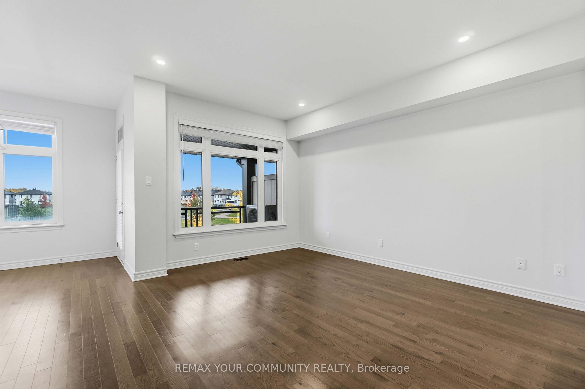 Photo 8 of 871 Couloir Road, Ottawa, Mer Bleue/Bradley Estates/Anderson Park — HOMEH