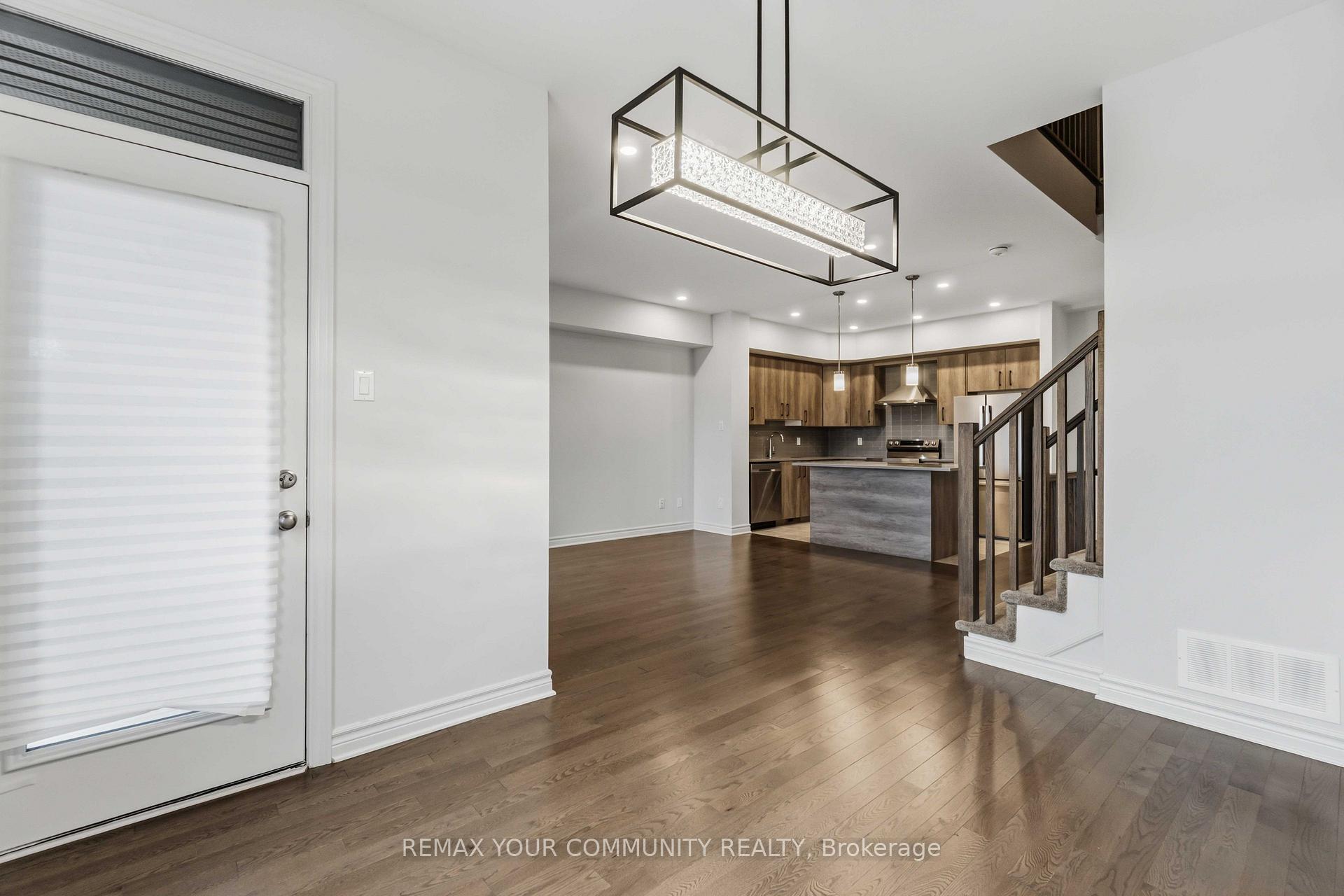 Photo 11 of 871 Couloir Road, Ottawa, Mer Bleue/Bradley Estates/Anderson Park — HOMEH