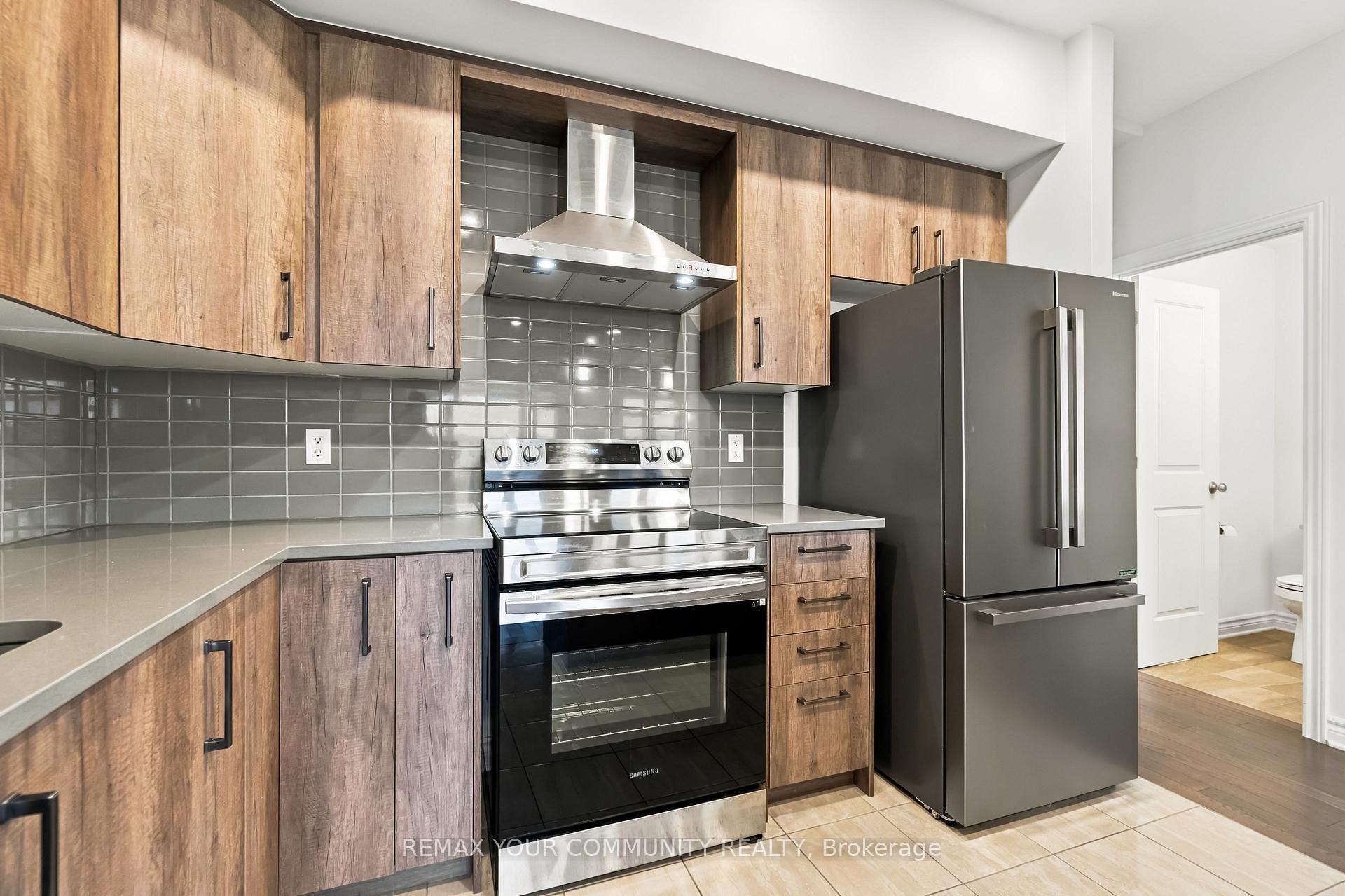Photo 14 of 871 Couloir Road, Ottawa, Mer Bleue/Bradley Estates/Anderson Park — HOMEH