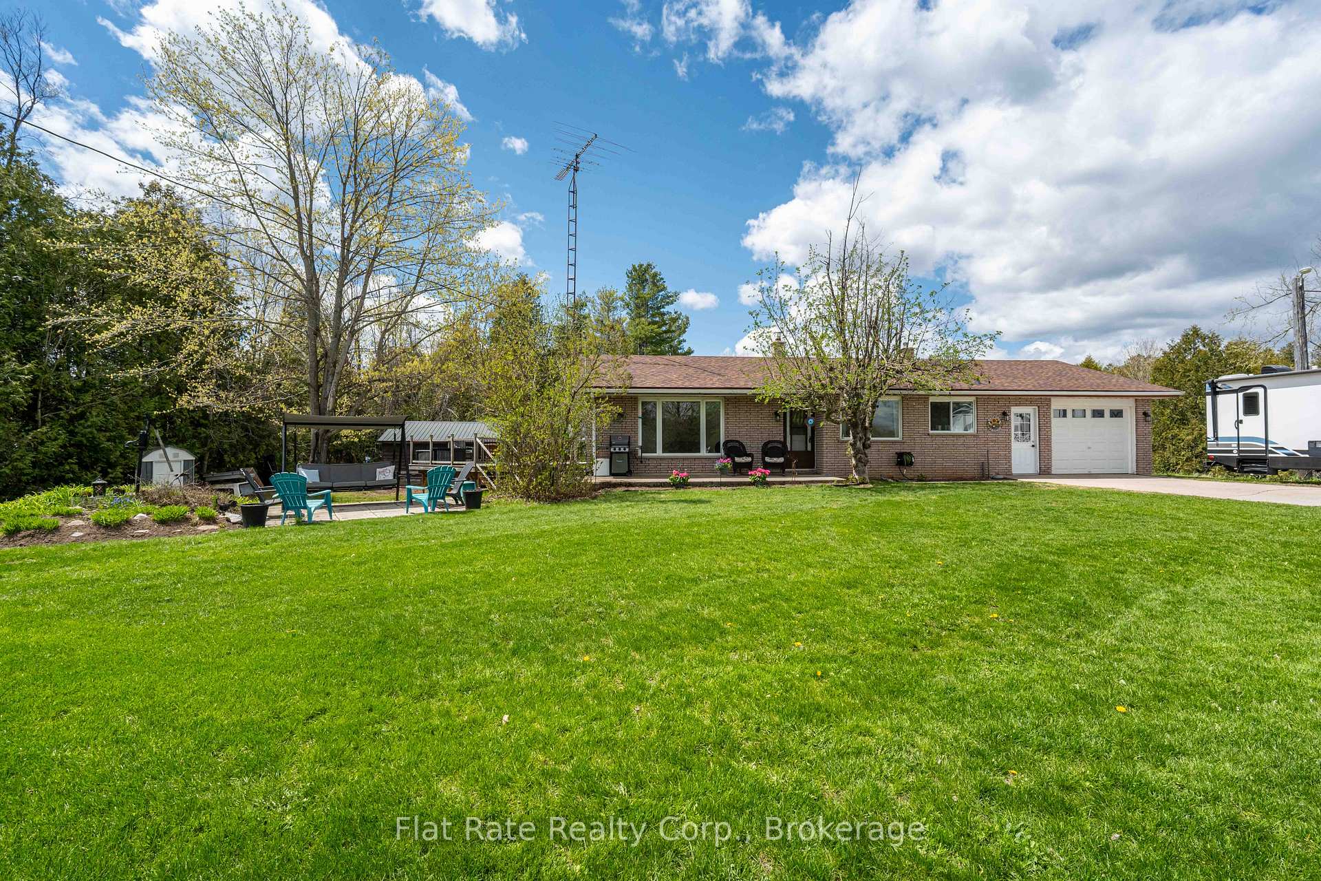 Photo 2 of 2086 McCrackens Landing Road, Douro-Dummer — HOMEH