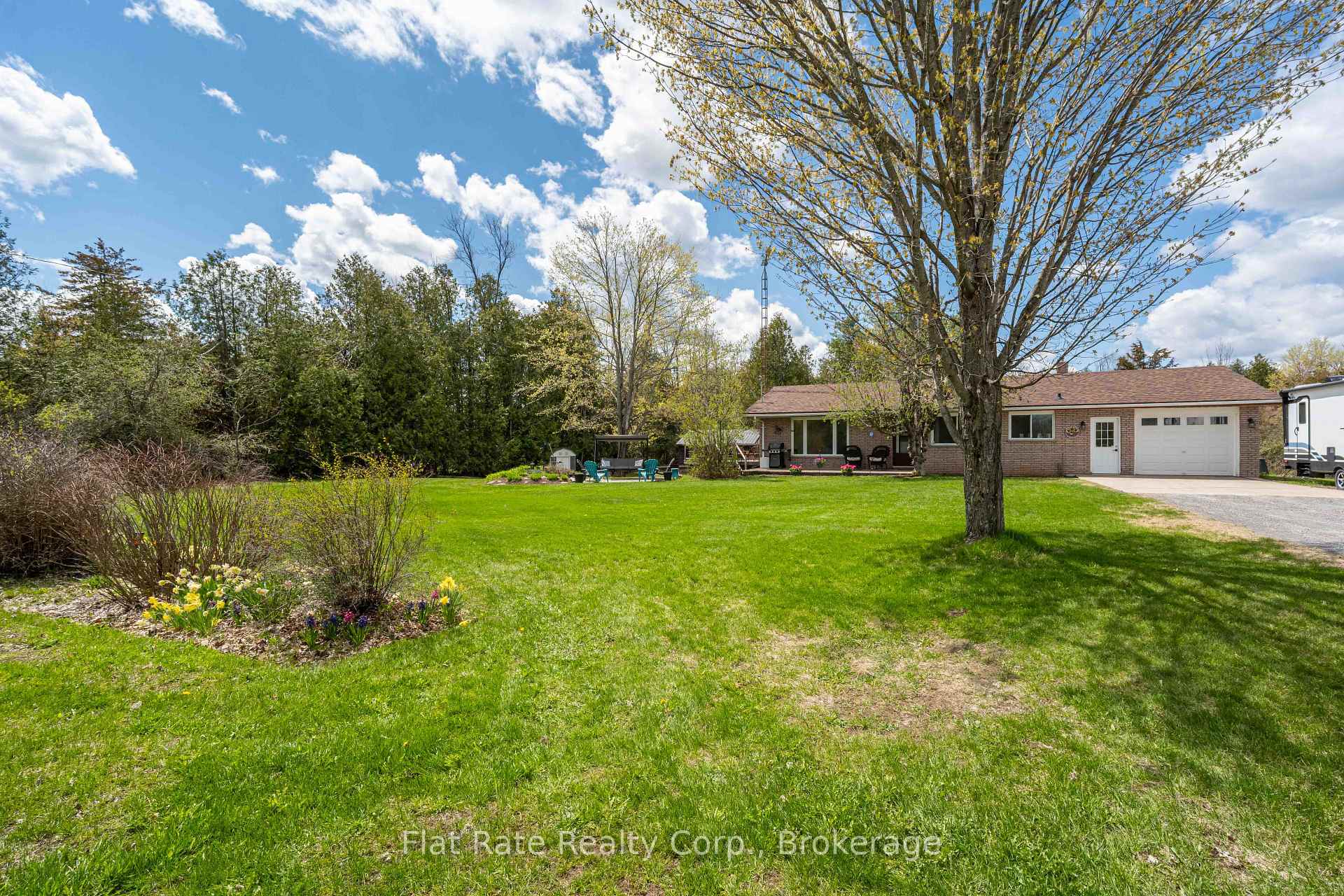 Photo 6 of 2086 McCrackens Landing Road, Douro-Dummer — HOMEH