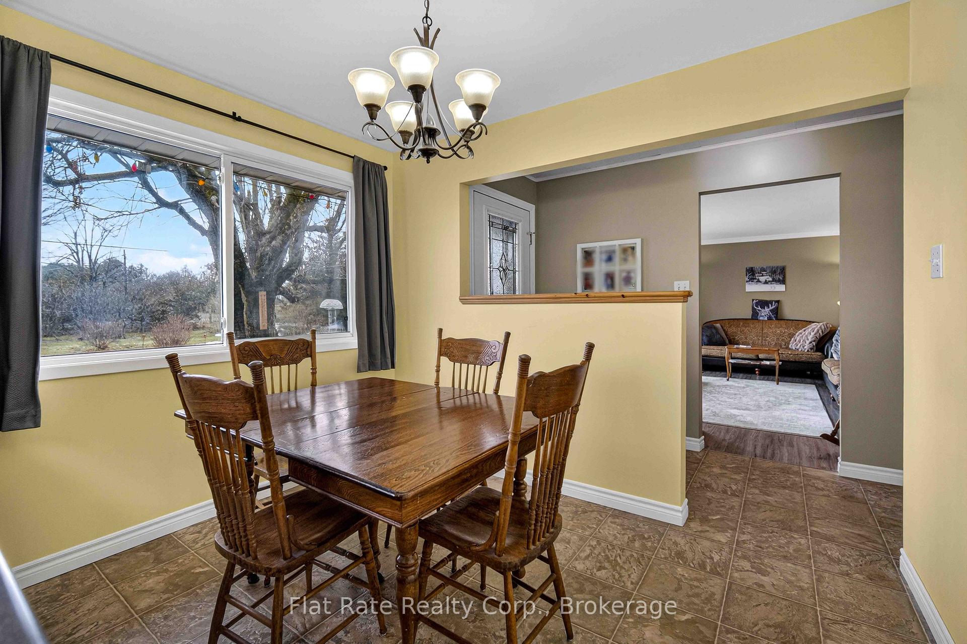 Photo 9 of 2086 McCrackens Landing Road, Douro-Dummer — HOMEH