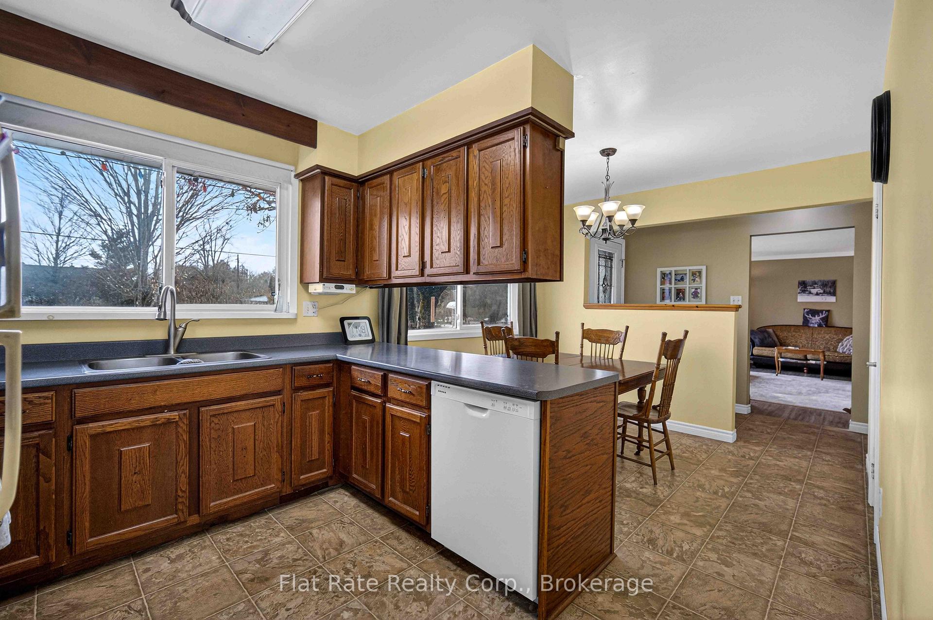 Photo 11 of 2086 McCrackens Landing Road, Douro-Dummer — HOMEH