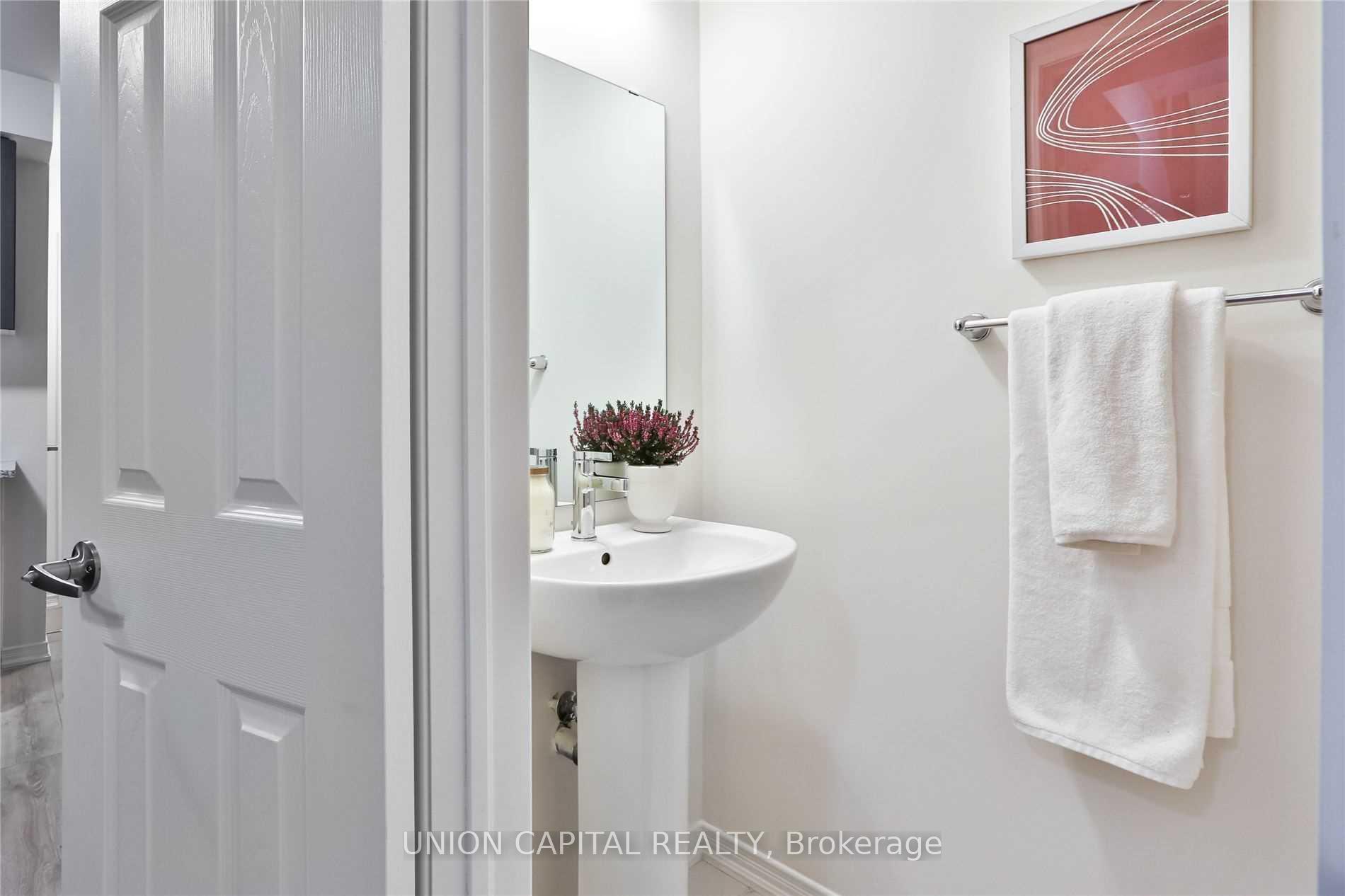 Photo 8 of Unit 13, 30 Woodstream Drive, Etobicoke, West Humber-Clairville — HOMEH