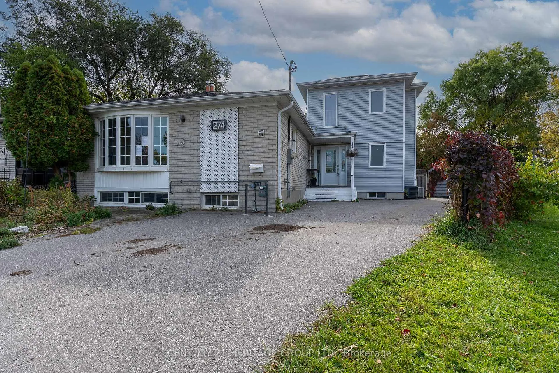Photo of 274 Demaine Crescent