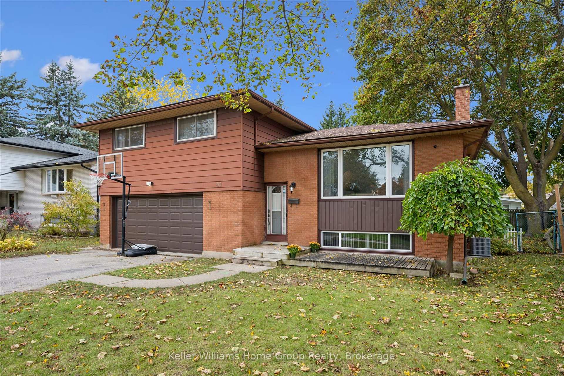Photo 1 of 51 Lonsdale Drive, Guelph, Riverside Park — HOMEH