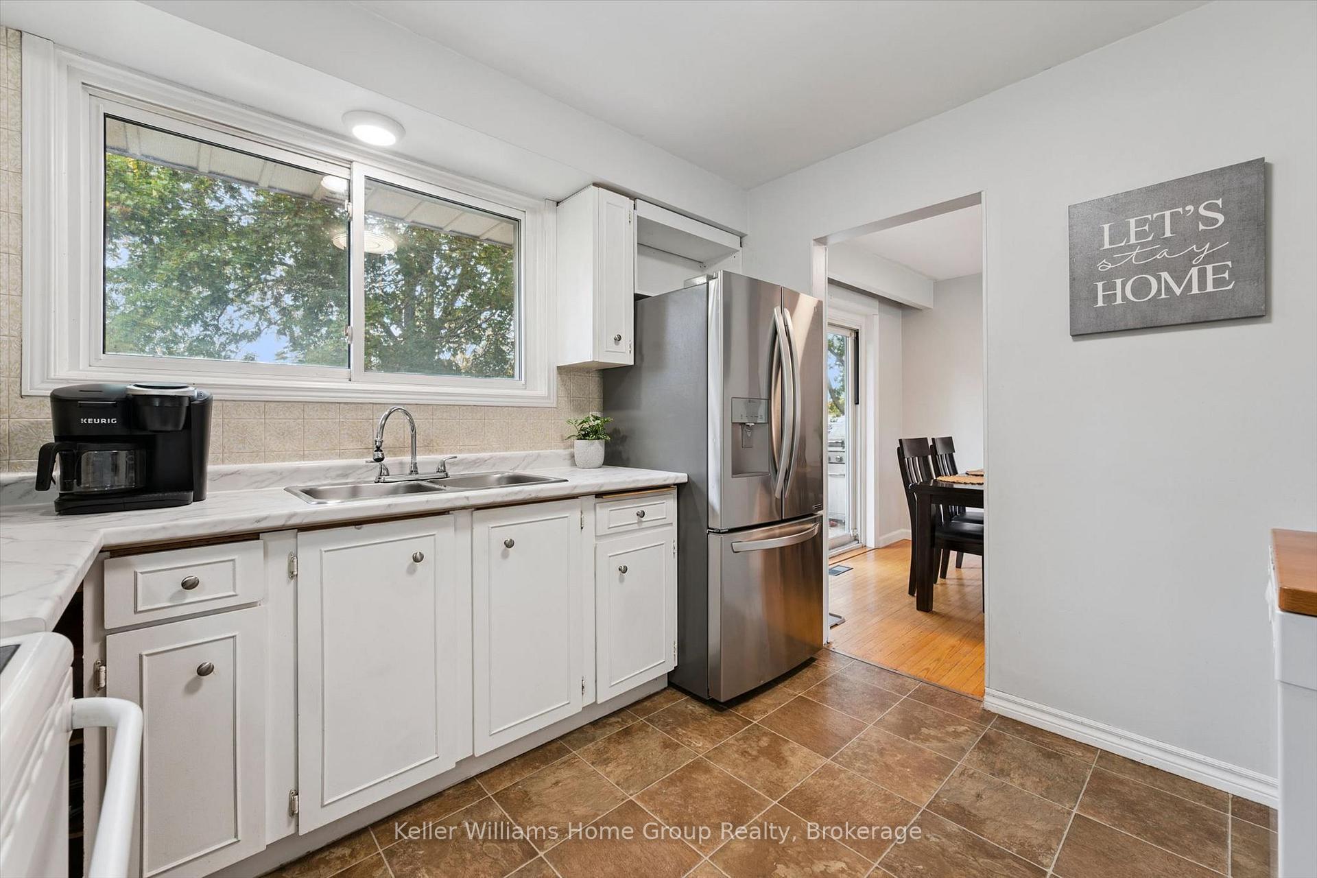 Photo 14 of 51 Lonsdale Drive, Guelph, Riverside Park — HOMEH