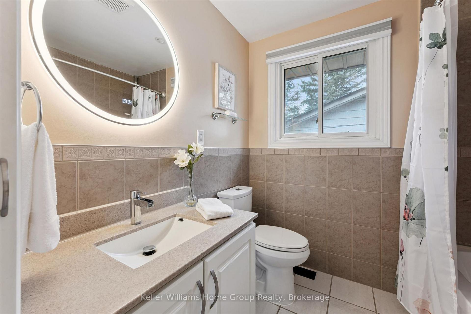 Photo 25 of 51 Lonsdale Drive, Guelph, Riverside Park — HOMEH