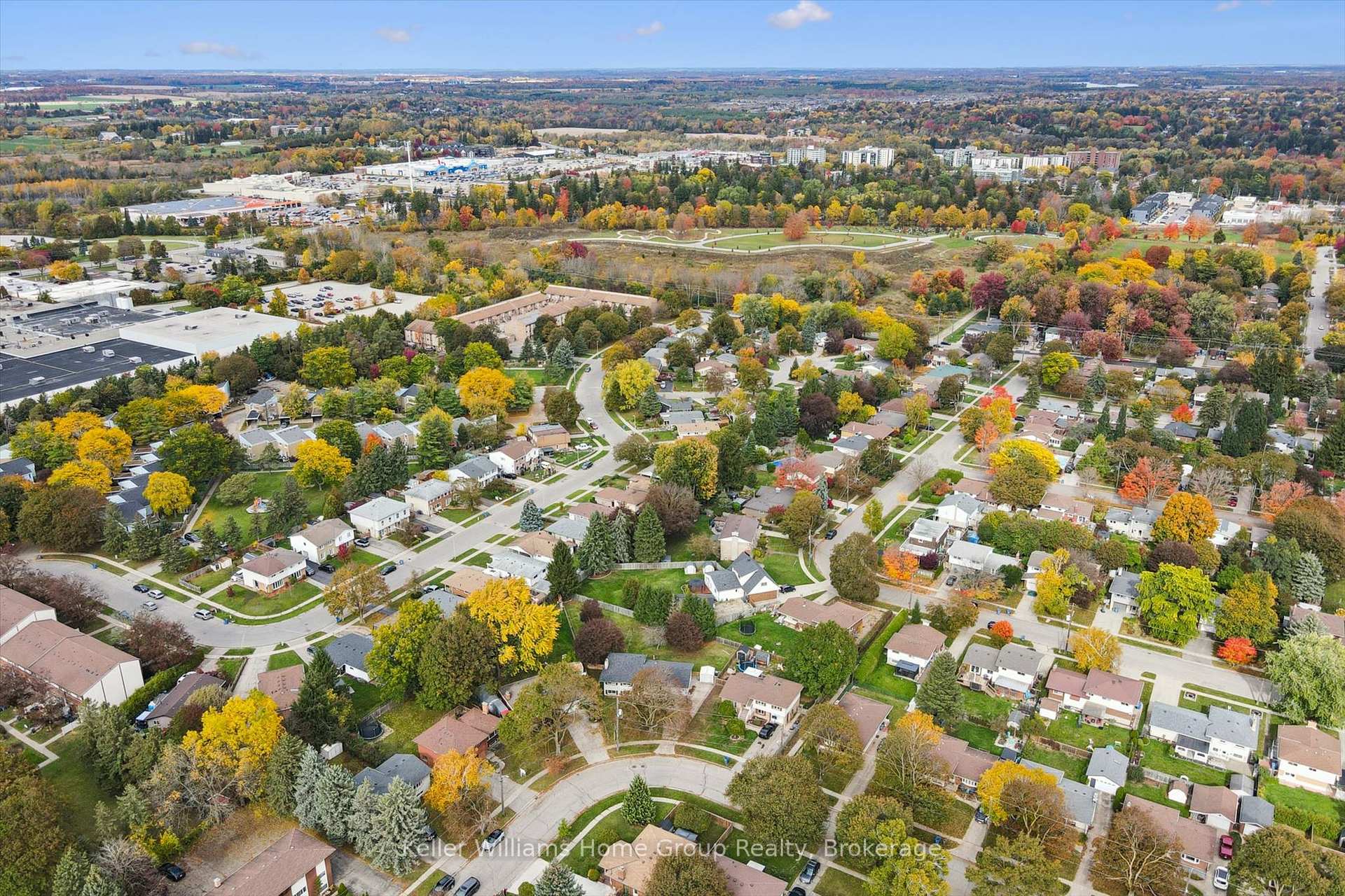 Photo 44 of 51 Lonsdale Drive, Guelph, Riverside Park — HOMEH