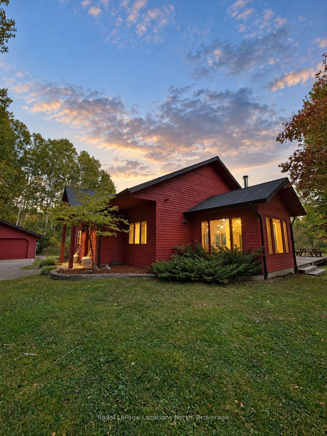Photo 28 of 21 Buckingham Boulevard, Clearview, Rural Clearview — HOMEH