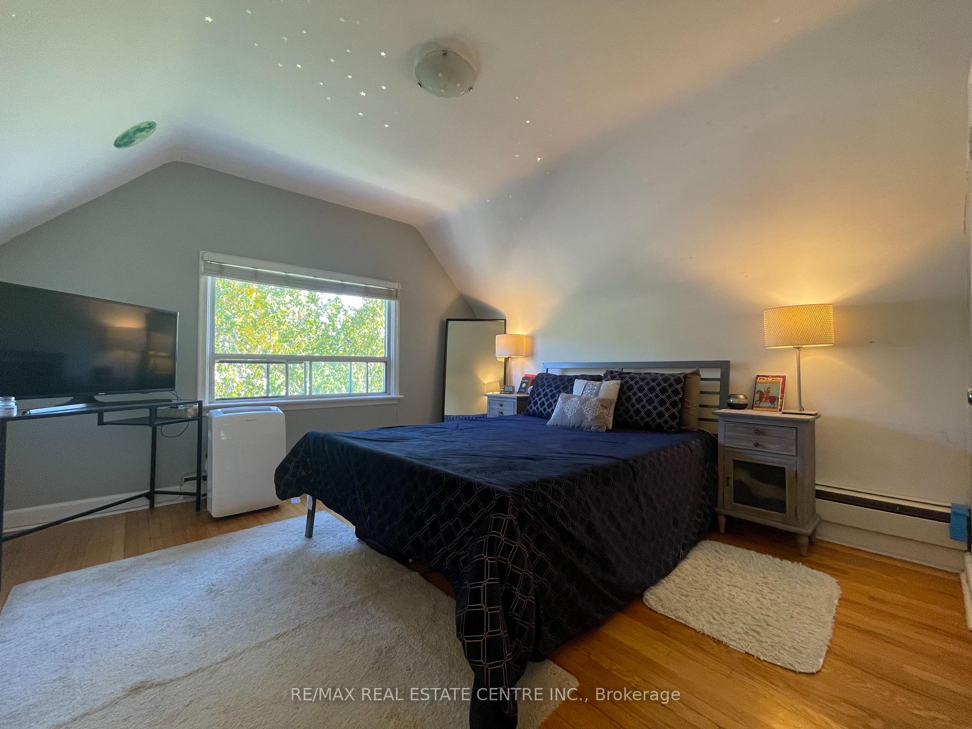 Photo 12 of Unit Main Level, 34 Singleton Road, Scarborough, Wexford-Maryvale — HOMEH