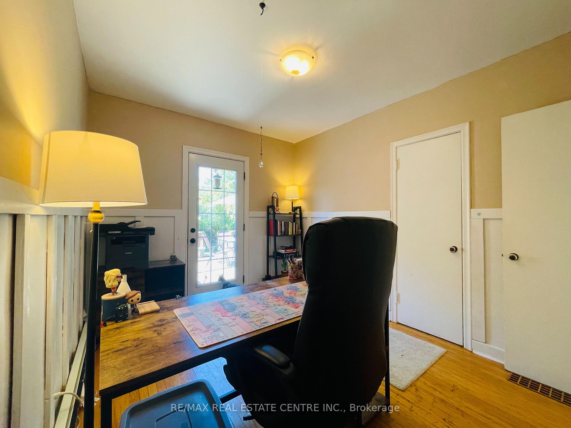 Photo 18 of Unit Main Level, 34 Singleton Road, Scarborough, Wexford-Maryvale — HOMEH