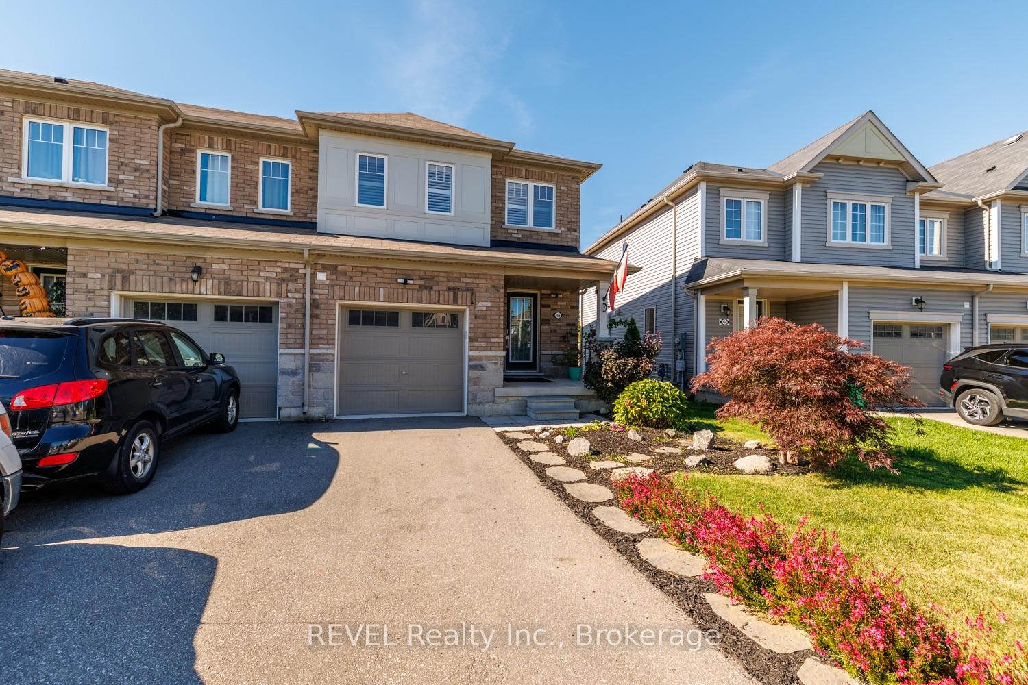 Photo 3 of 166 Esther Crescent, Thorold, Hurricane/Merrittville — HOMEH