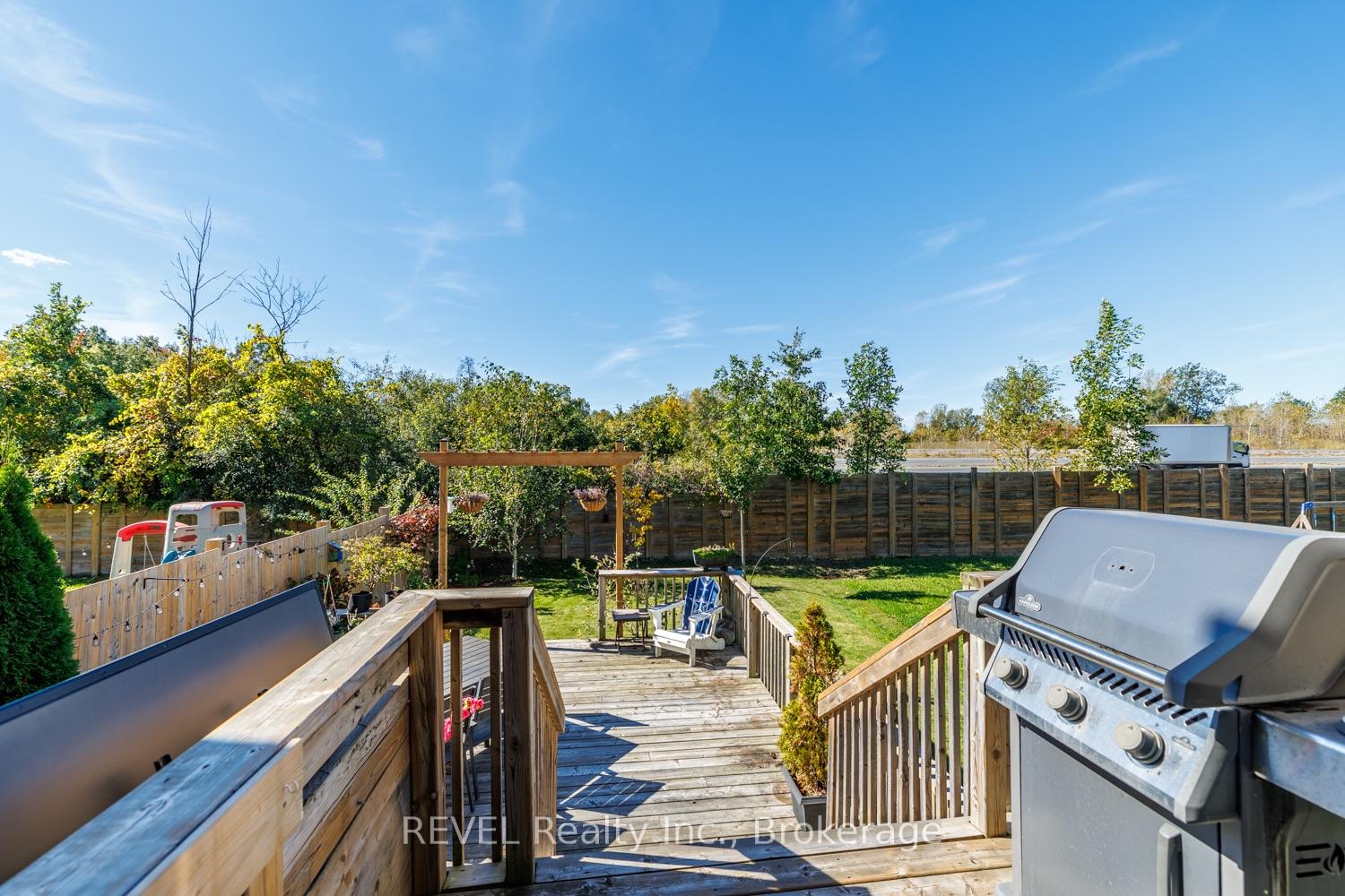 Photo 26 of 166 Esther Crescent, Thorold, Hurricane/Merrittville — HOMEH
