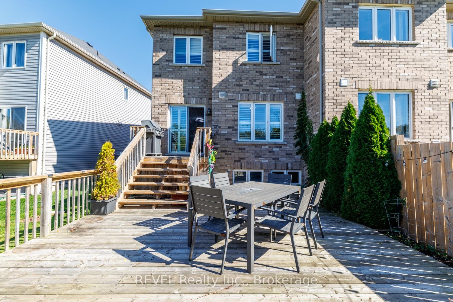 Photo 33 of 166 Esther Crescent, Thorold, Hurricane/Merrittville — HOMEH