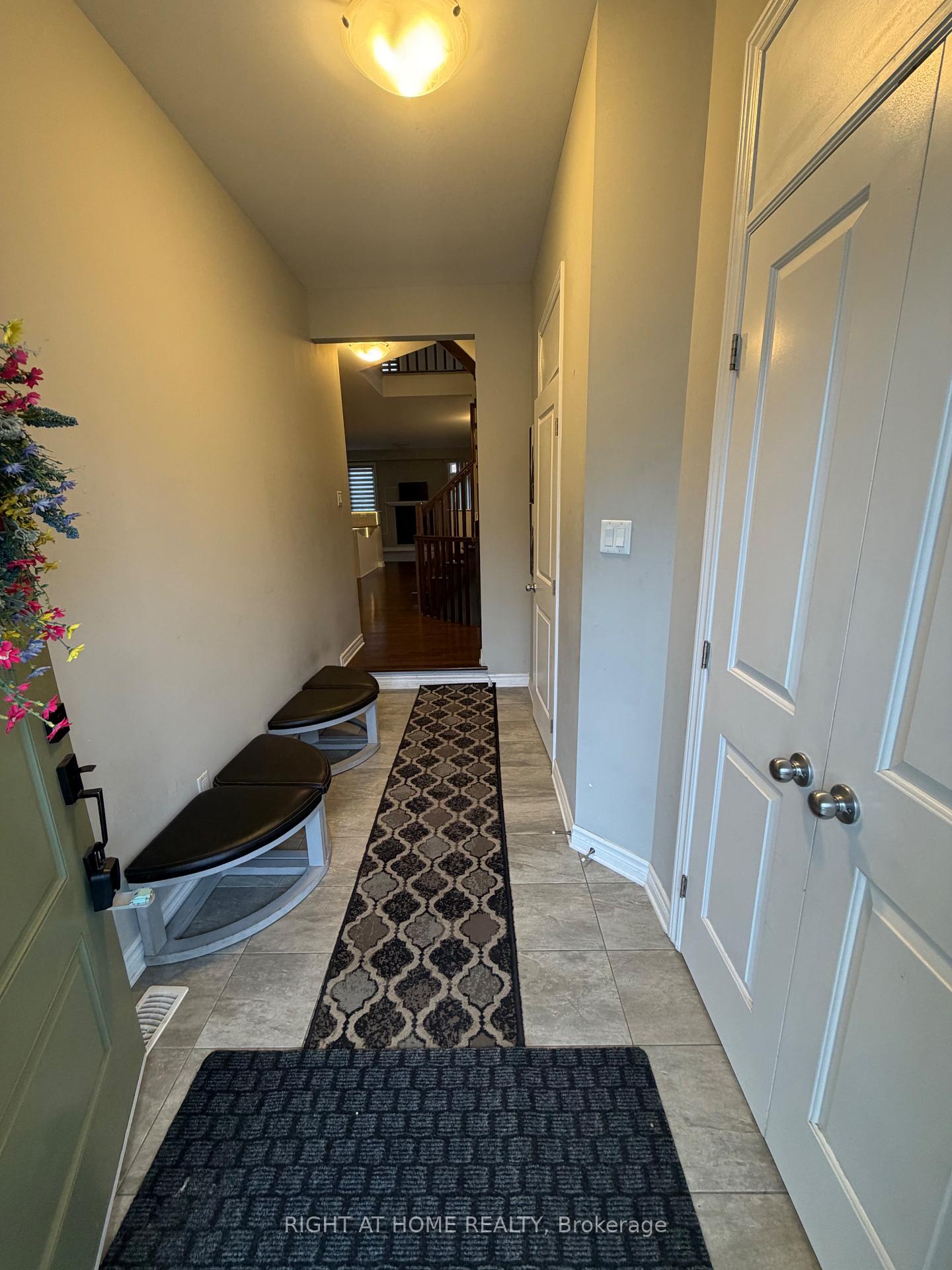 Photo 2 of 1071 Cobble hill Drive, Ottawa, Barrhaven - Cedargrove/Fraserdale — HOMEH