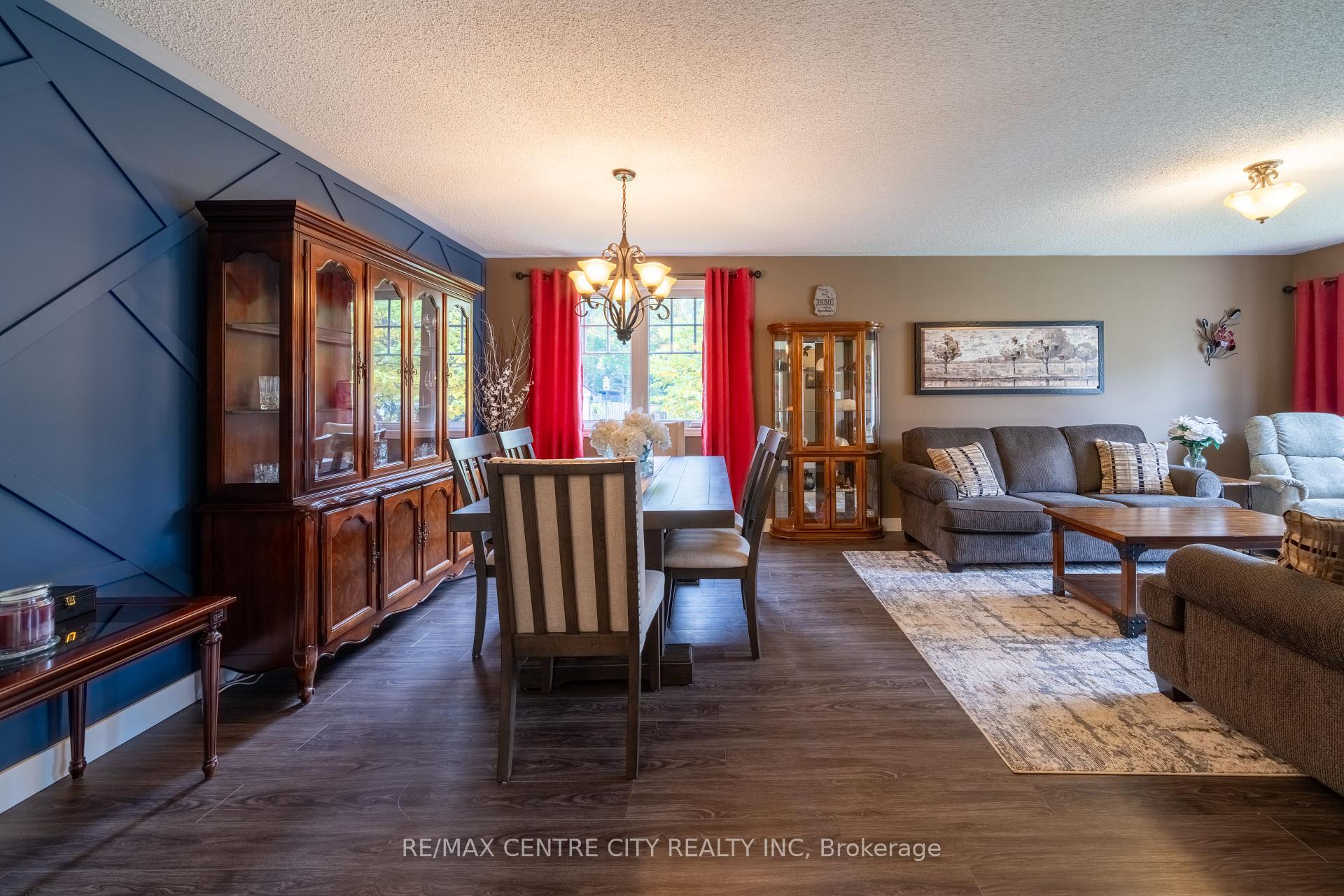 Photo 13 of 252 Mill Pond Crescent, Strathroy-Caradoc, NE — HOMEH