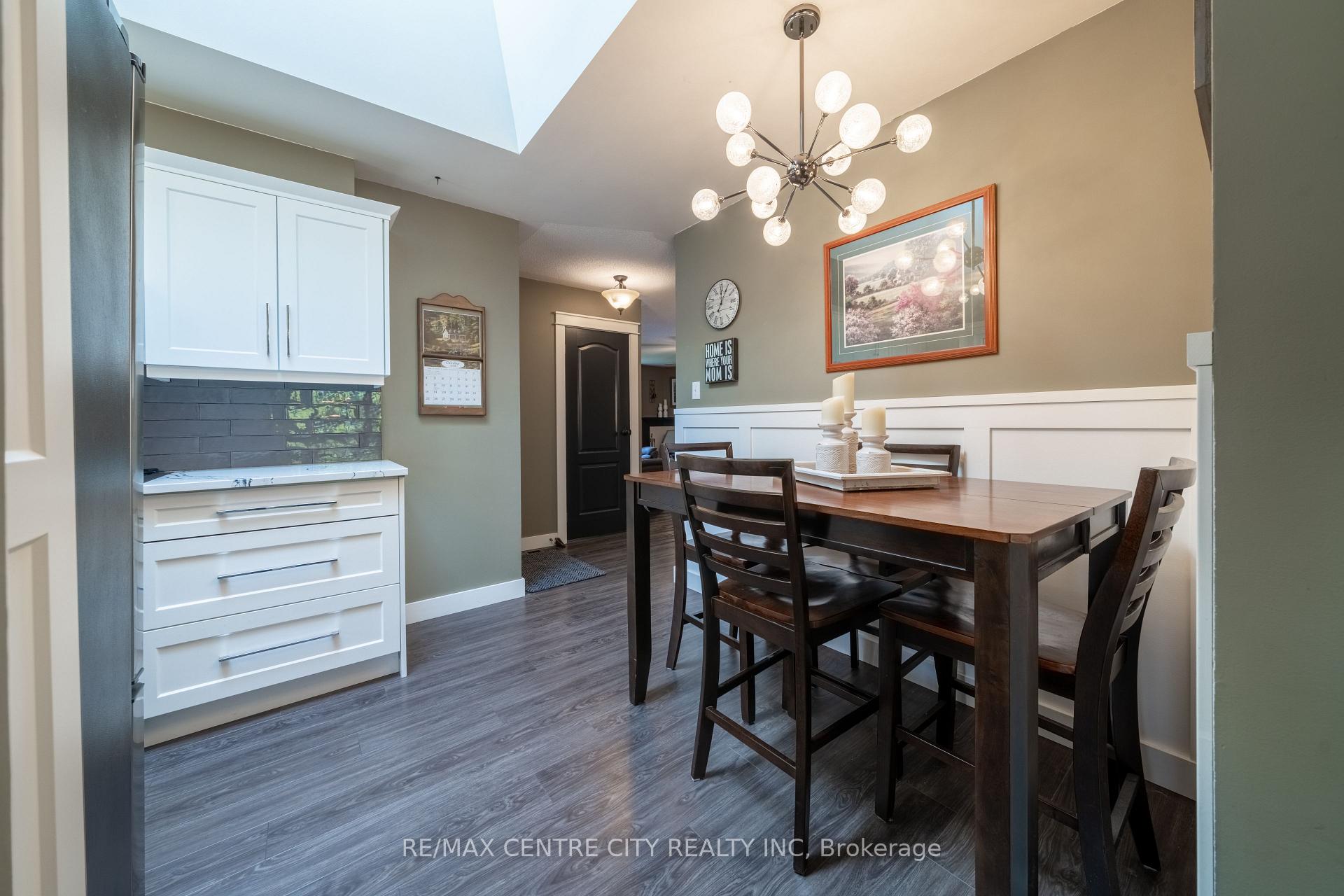 Photo 15 of 252 Mill Pond Crescent, Strathroy-Caradoc, NE — HOMEH