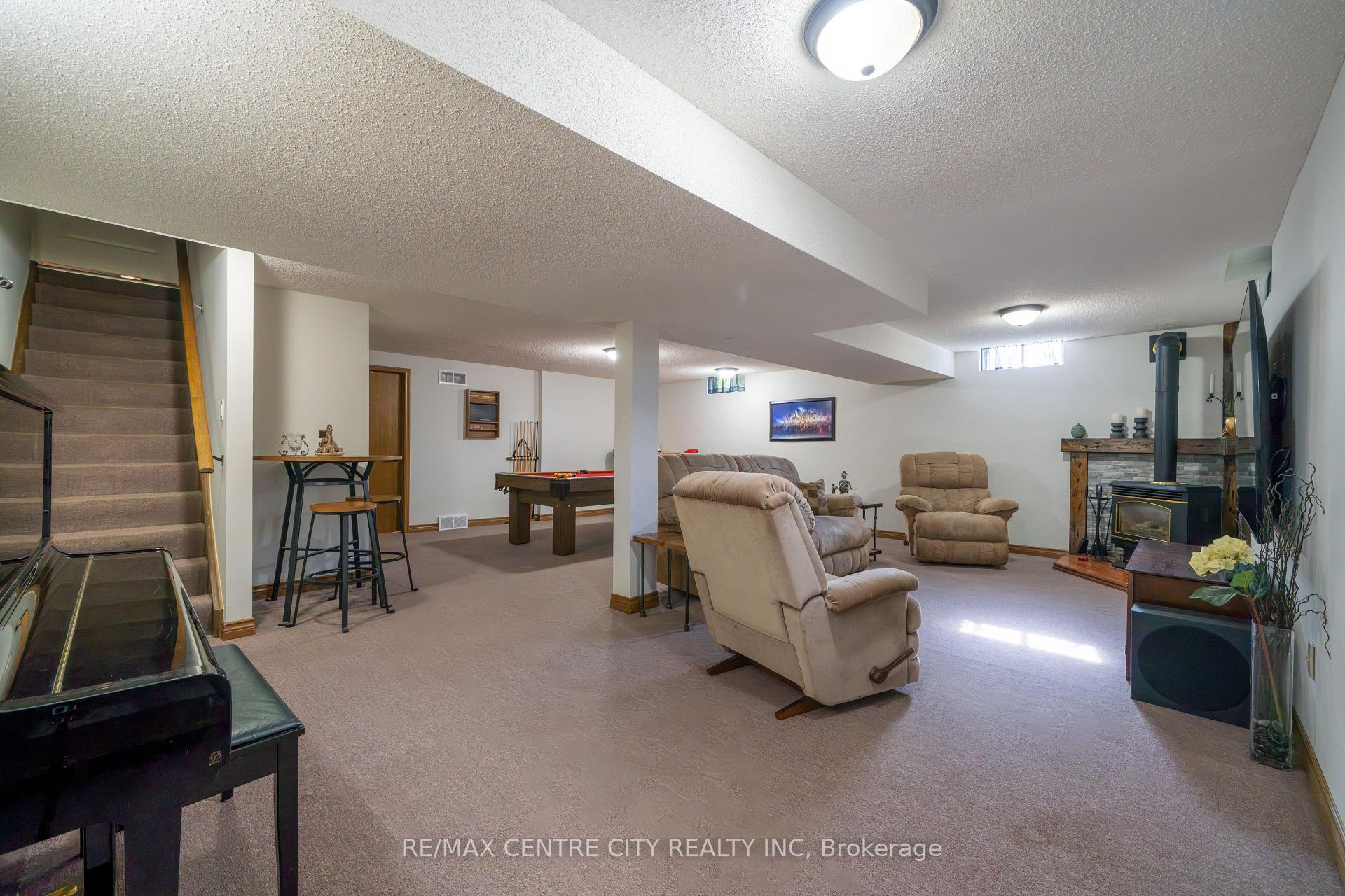 Photo 28 of 252 Mill Pond Crescent, Strathroy-Caradoc, NE — HOMEH