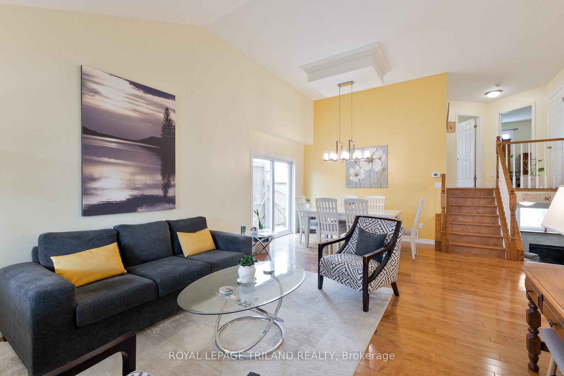 Photo 9 of 87 Pine Valley Drive, St. Thomas — HOMEH