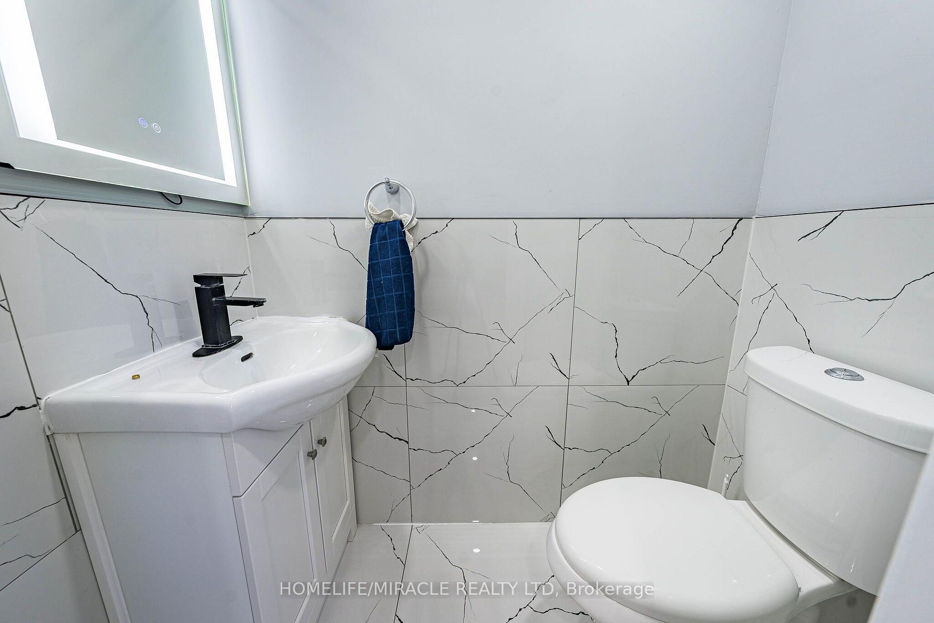 Photo 24 of Unit B, 425 Dunvegan Drive, Waterloo — HOMEH