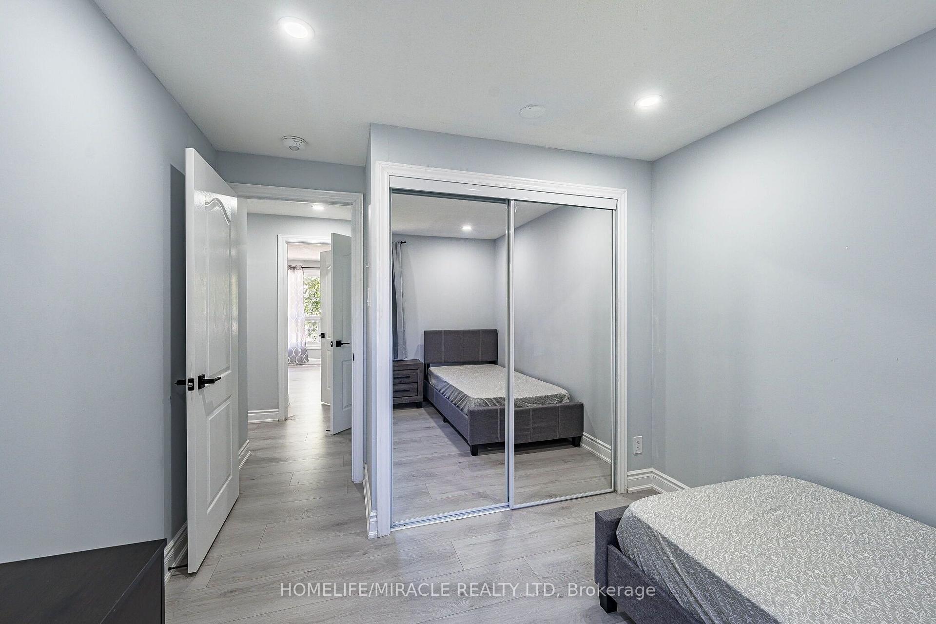 Photo 27 of Unit B, 425 Dunvegan Drive, Waterloo — HOMEH