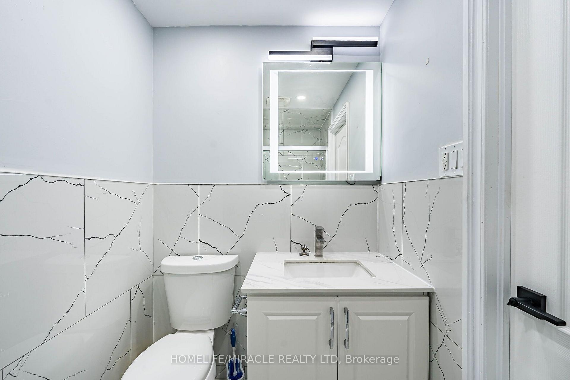 Photo 32 of Unit B, 425 Dunvegan Drive, Waterloo — HOMEH