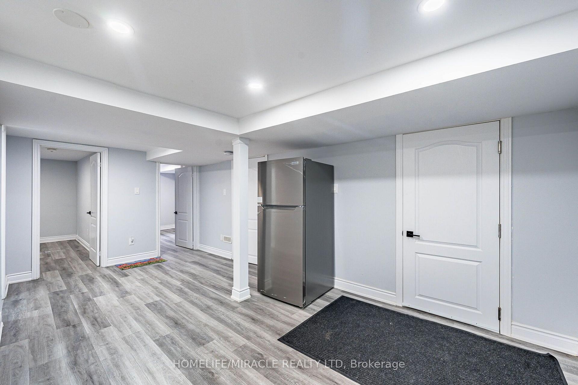 Photo 39 of Unit B, 425 Dunvegan Drive, Waterloo — HOMEH