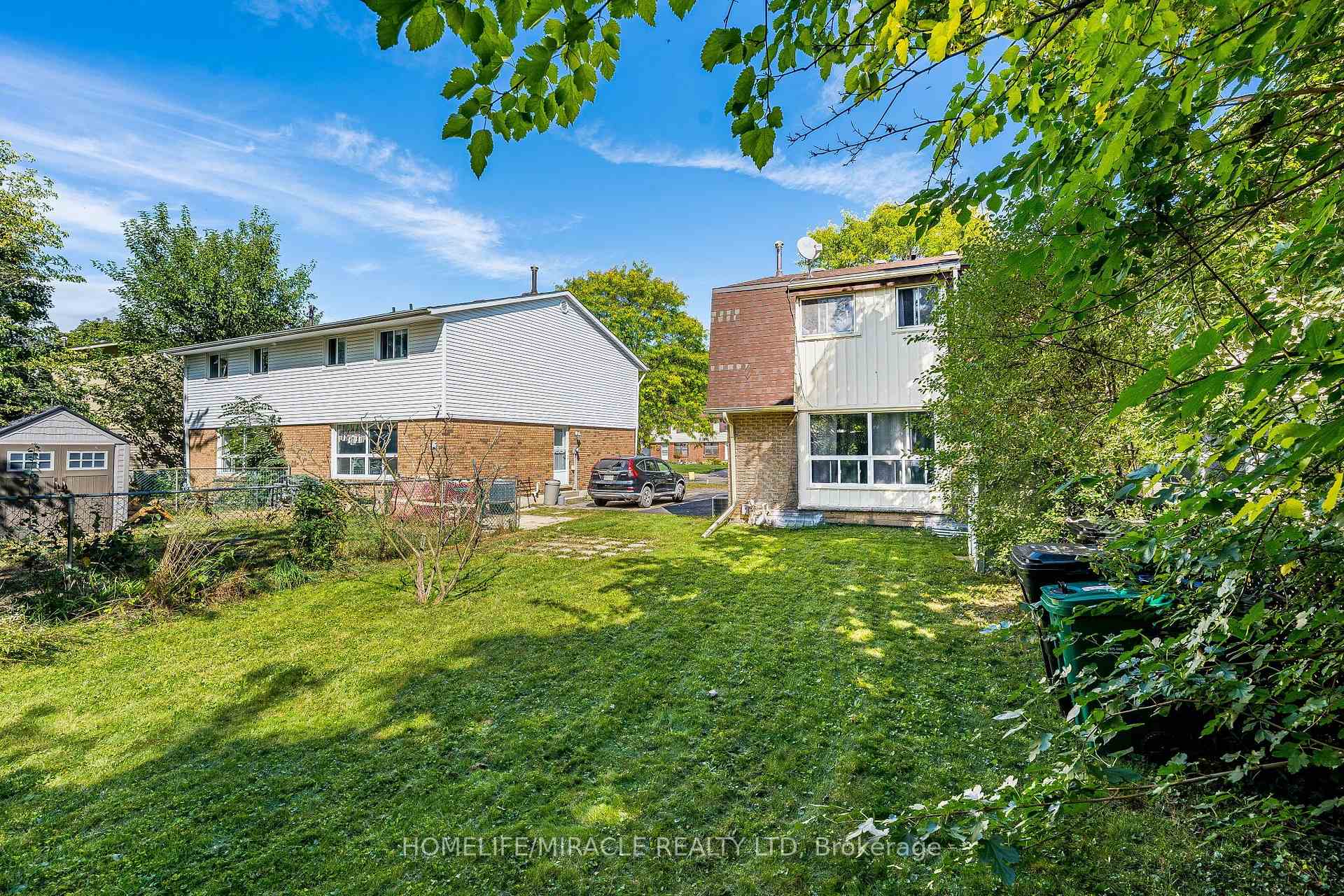 Photo 48 of Unit B, 425 Dunvegan Drive, Waterloo — HOMEH