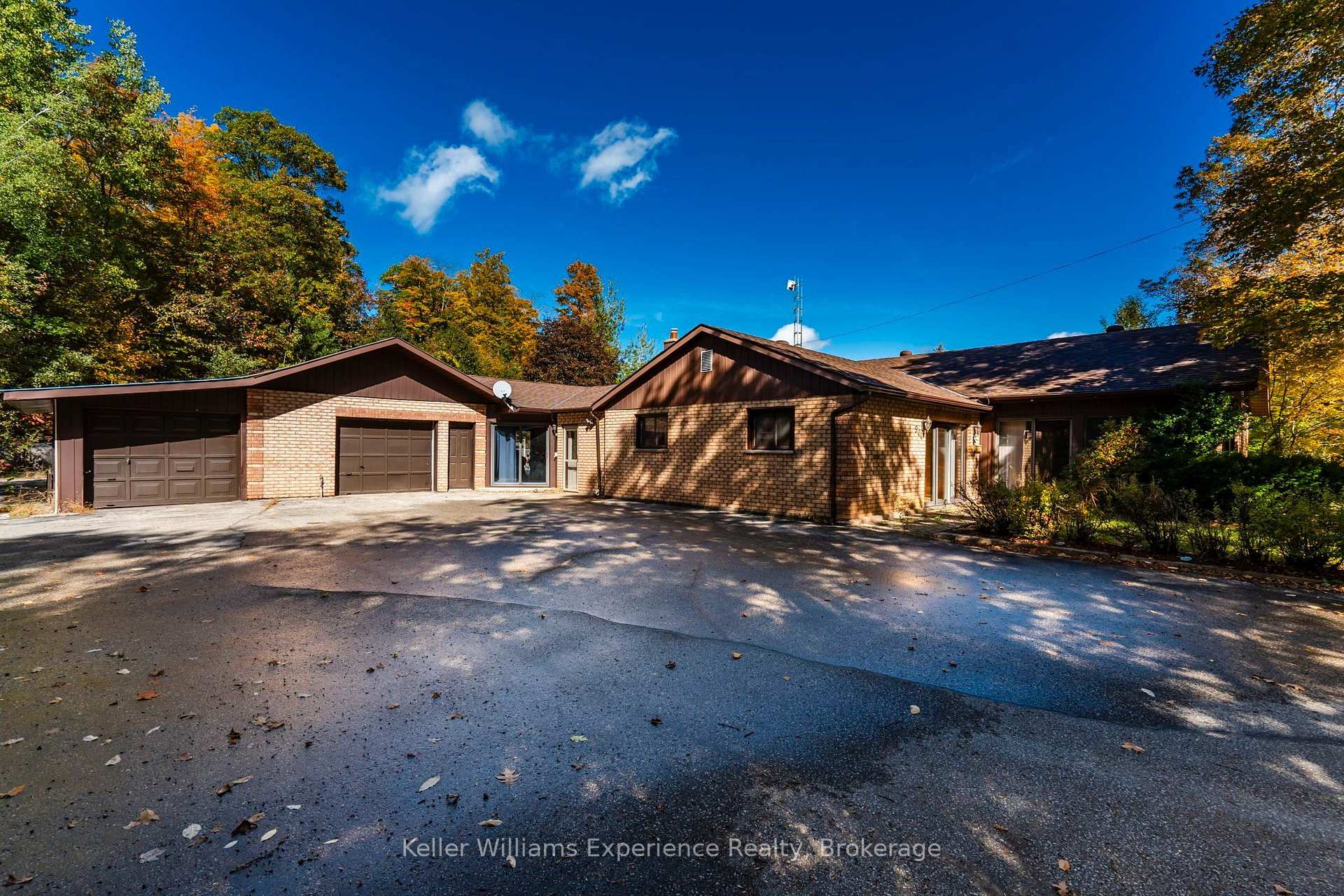 Photo of 900 Champlain Road