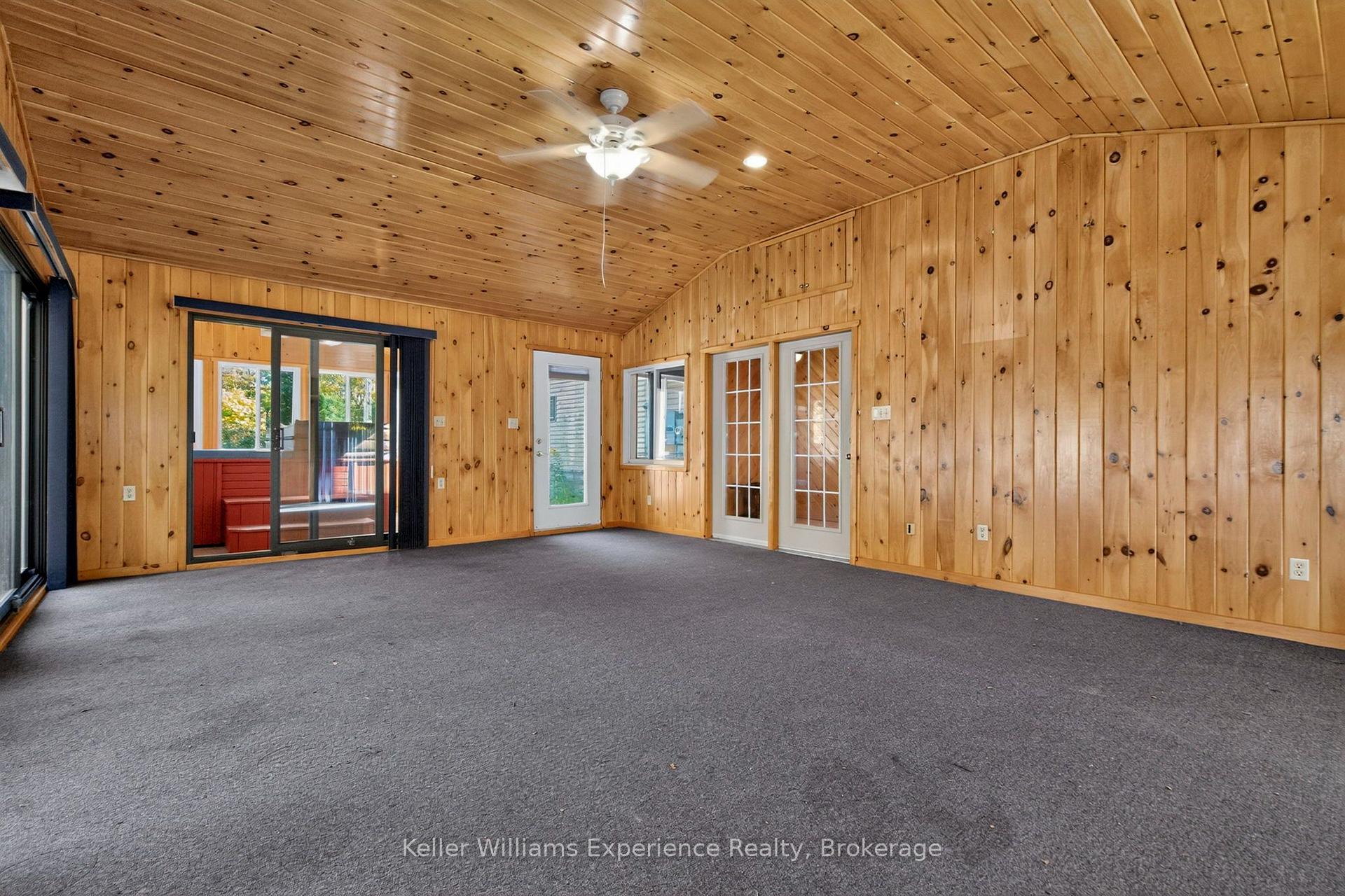 Photo 14 of 900 Champlain Road, Tiny, Rural Tiny — HOMEH