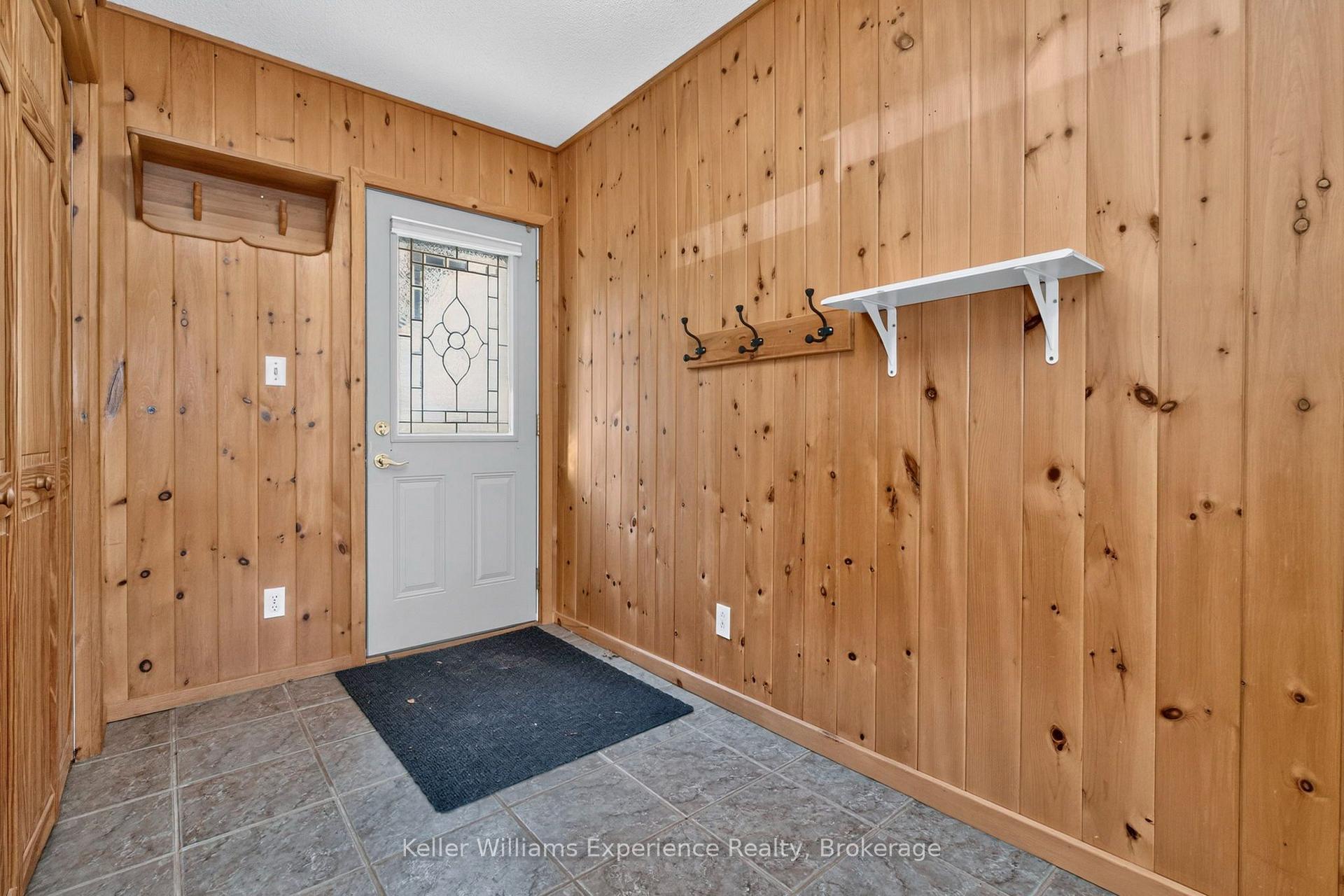 Photo 20 of 900 Champlain Road, Tiny, Rural Tiny — HOMEH