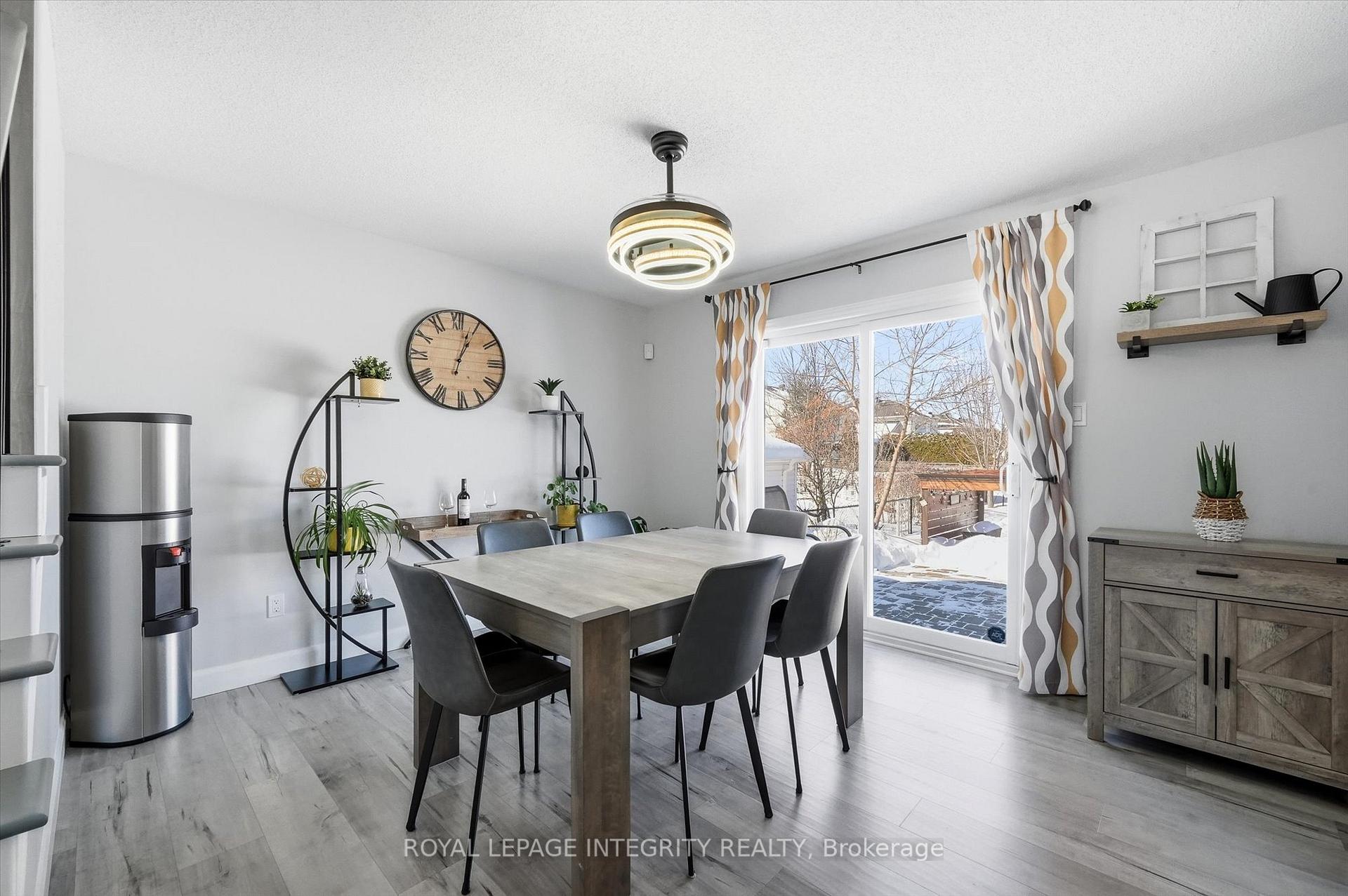 Photo 12 of 36 Frontenac Boulevard, Russell, Embrun — HOMEH