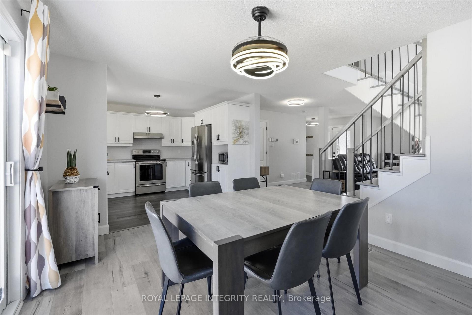 Photo 14 of 36 Frontenac Boulevard, Russell, Embrun — HOMEH