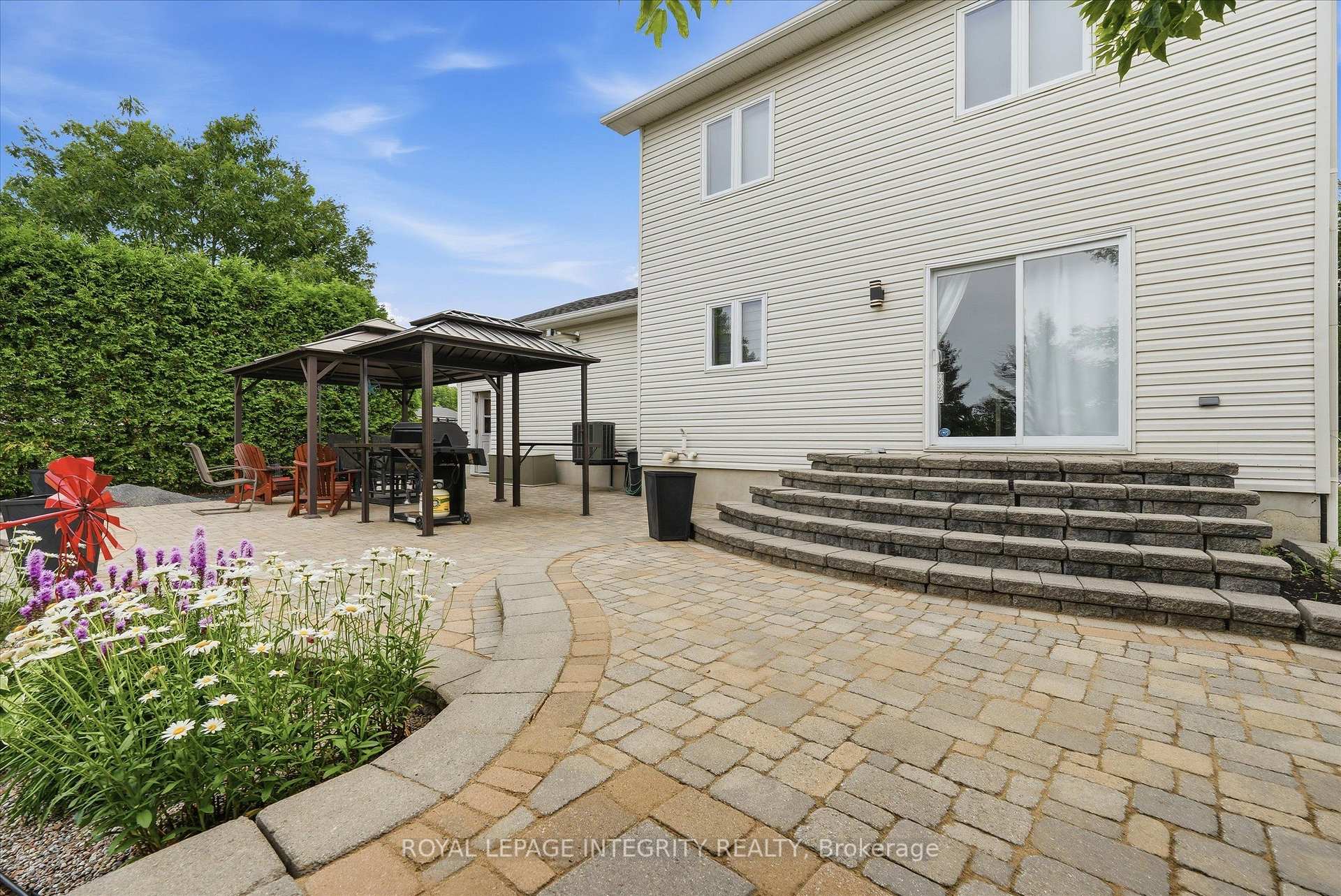 Photo 35 of 36 Frontenac Boulevard, Russell, Embrun — HOMEH