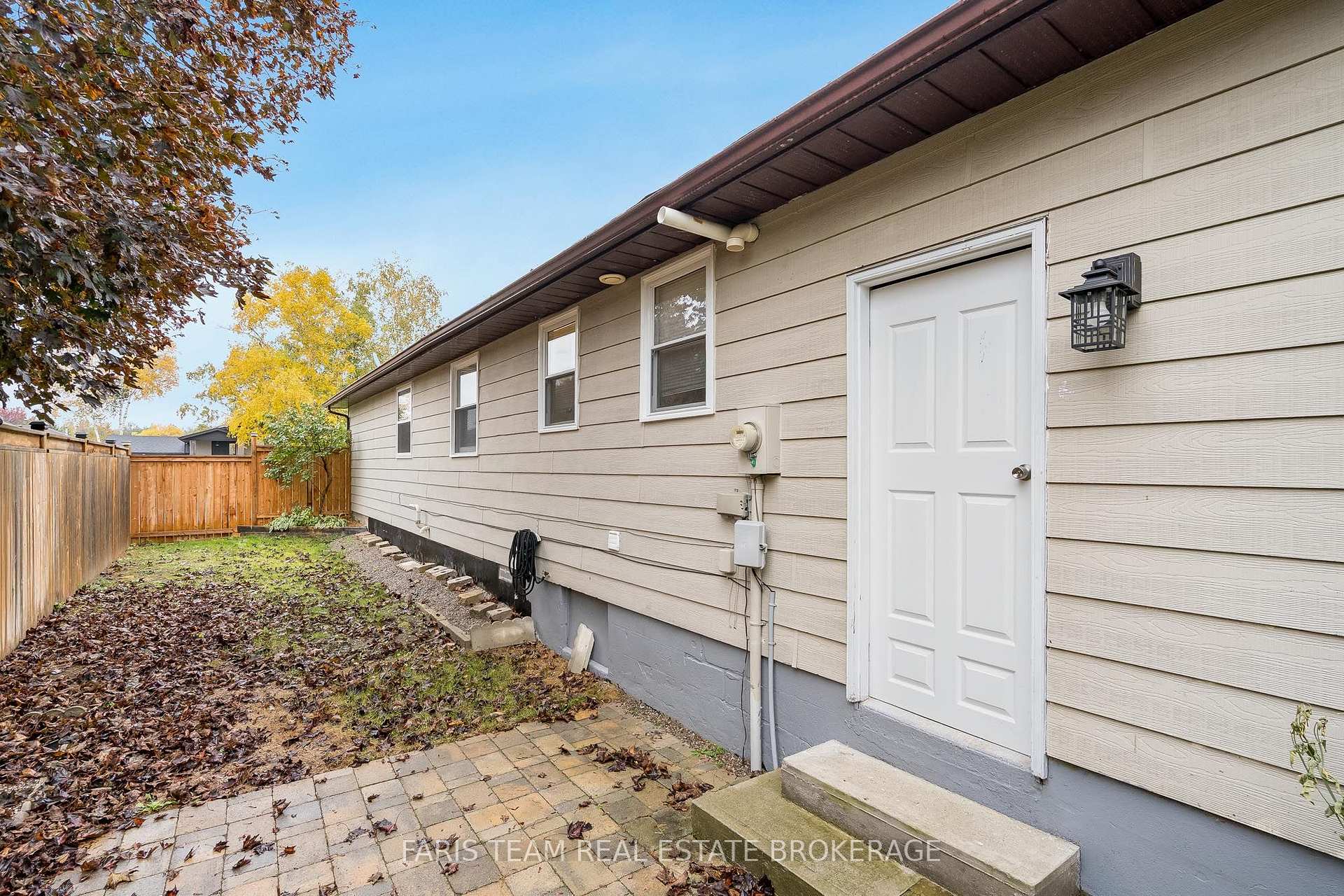 Photo 14 of 238 McCrea Drive, Clearview, Stayner — HOMEH